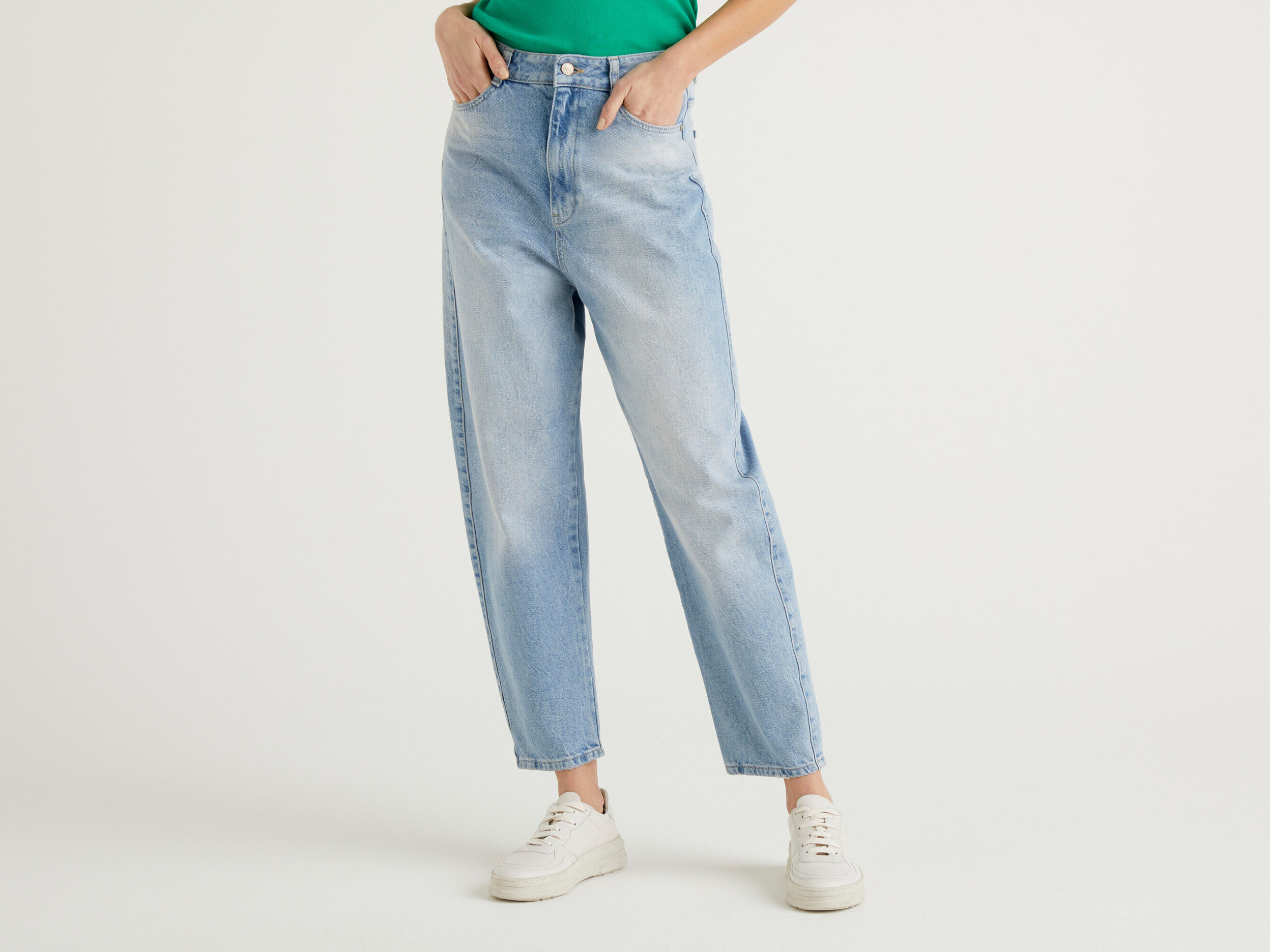 Jeans carrot shop fit