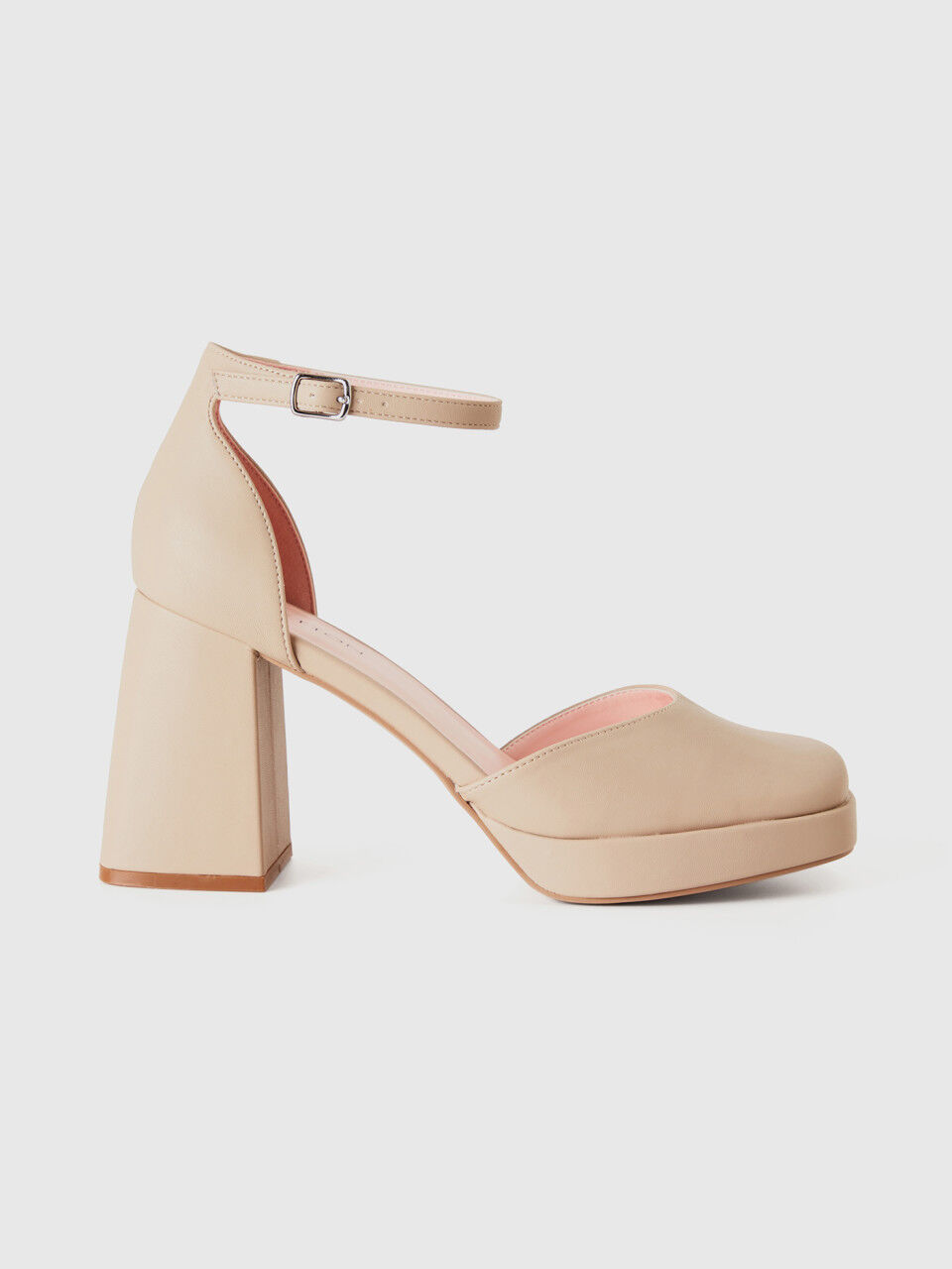 Buy Women Sandals Online | Delco Shoes – DELCO SHOES