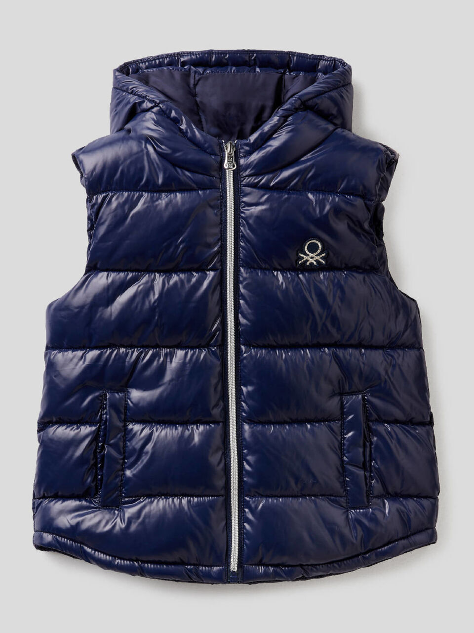 Sleeveless jacket with zip and hood image number 1
