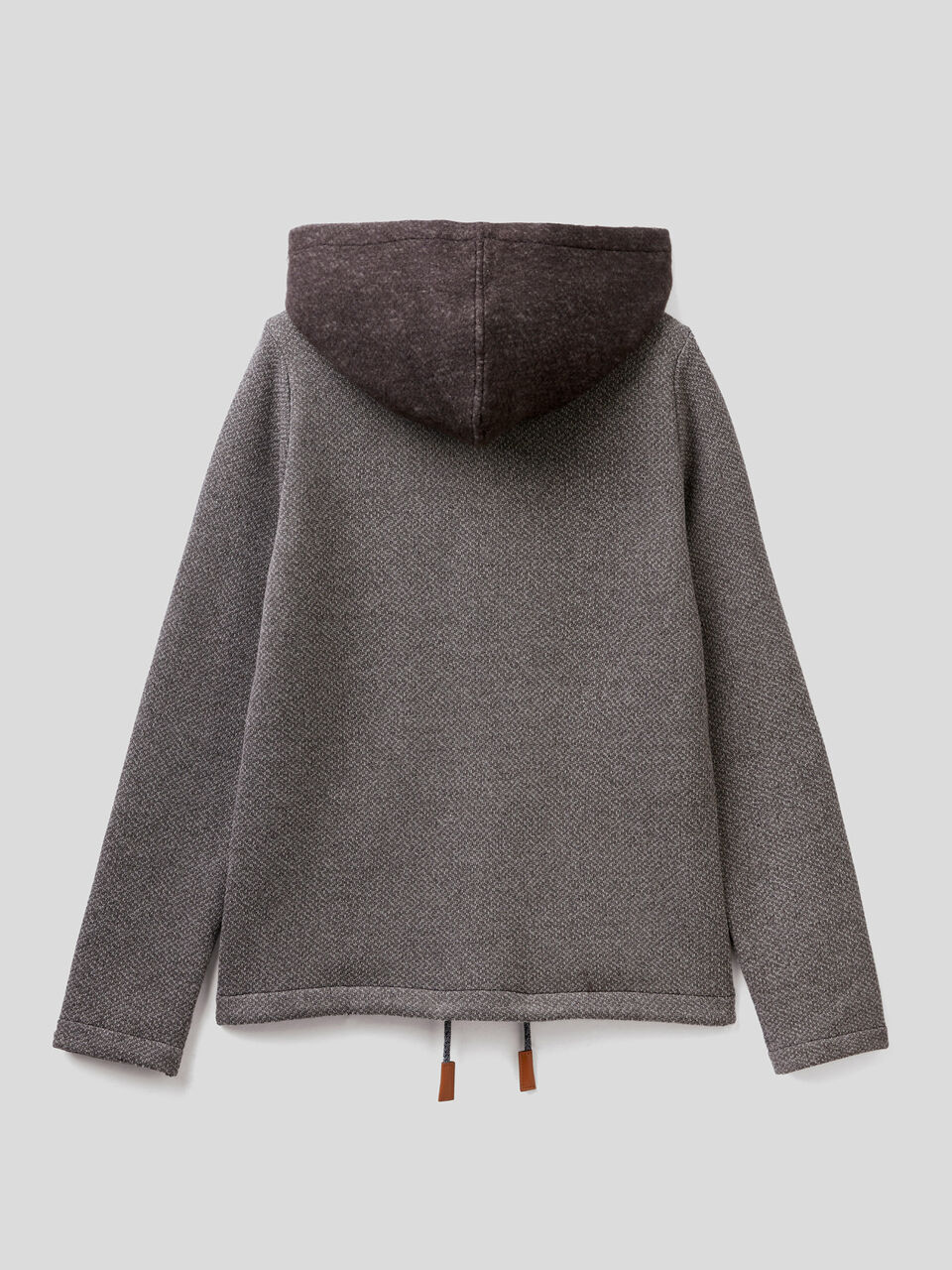 Sweatshirt with hood and playful texture image number 2