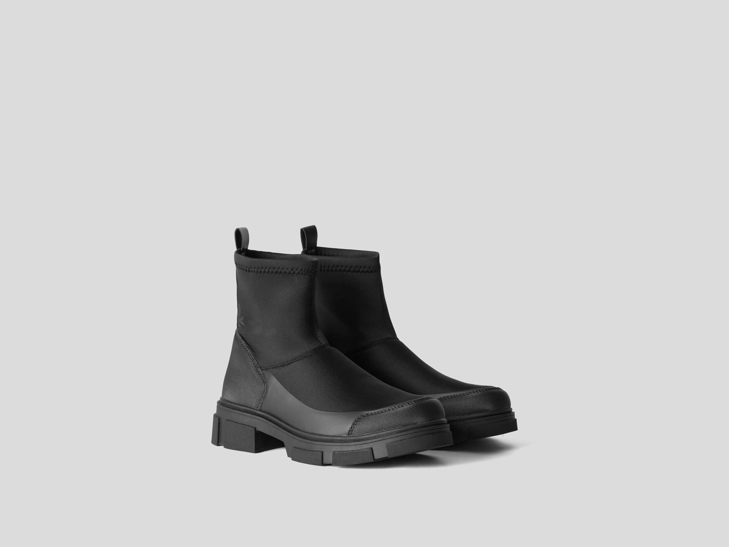 Ankle boots in neoprene - Black | Benetton