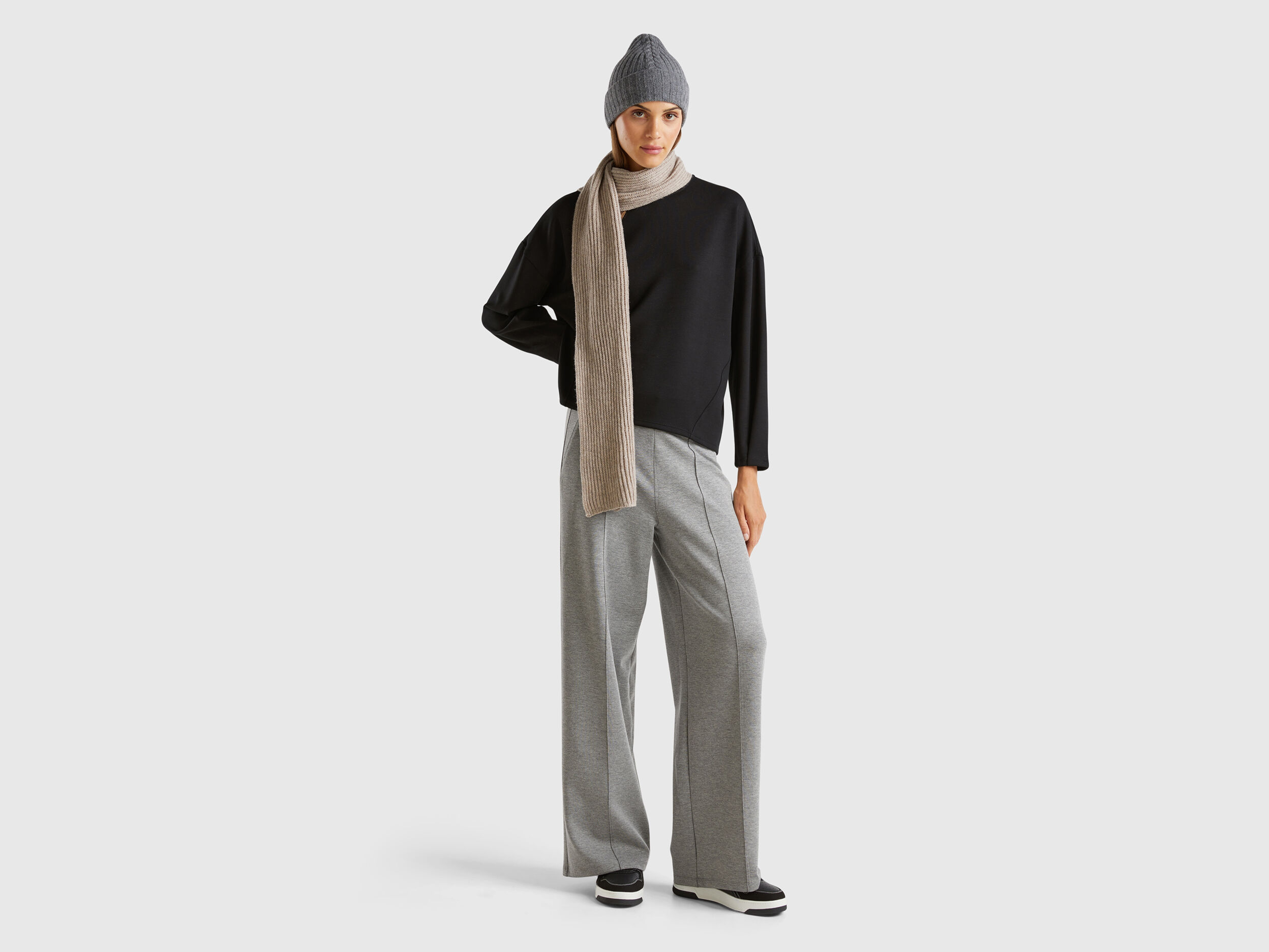 Lightweight sweatpants in cotton and Modal blend Light Gray Benetton
