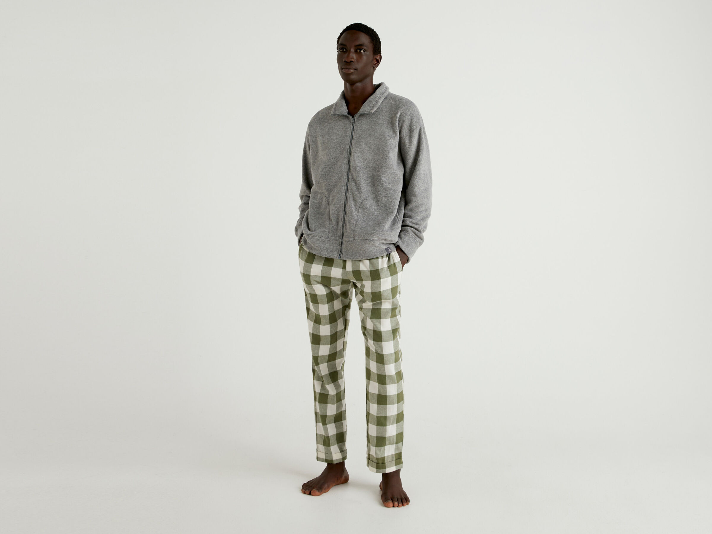 High neck sweater in warm fleece image number 3