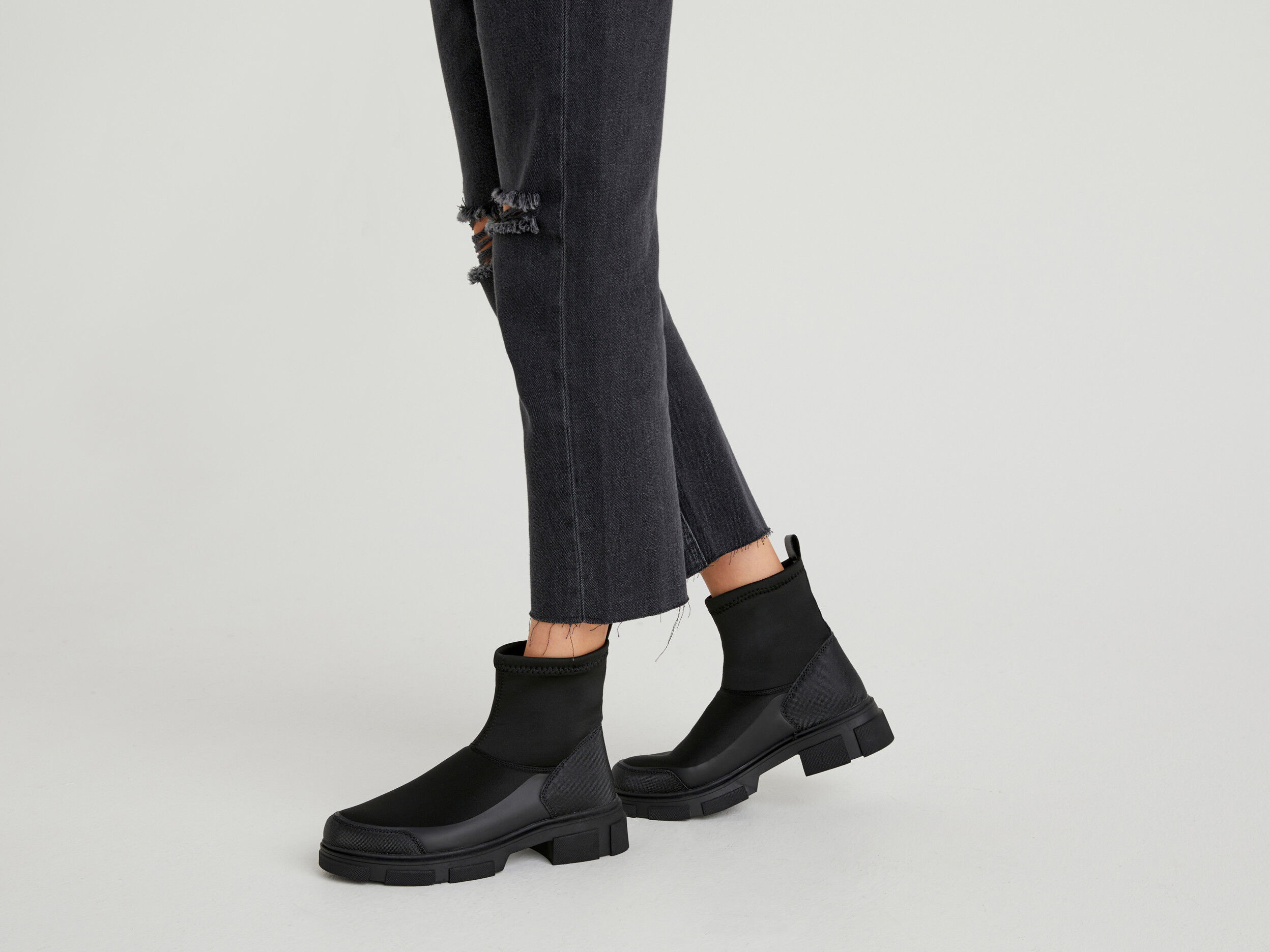 Ankle boots in neoprene Black Benetton