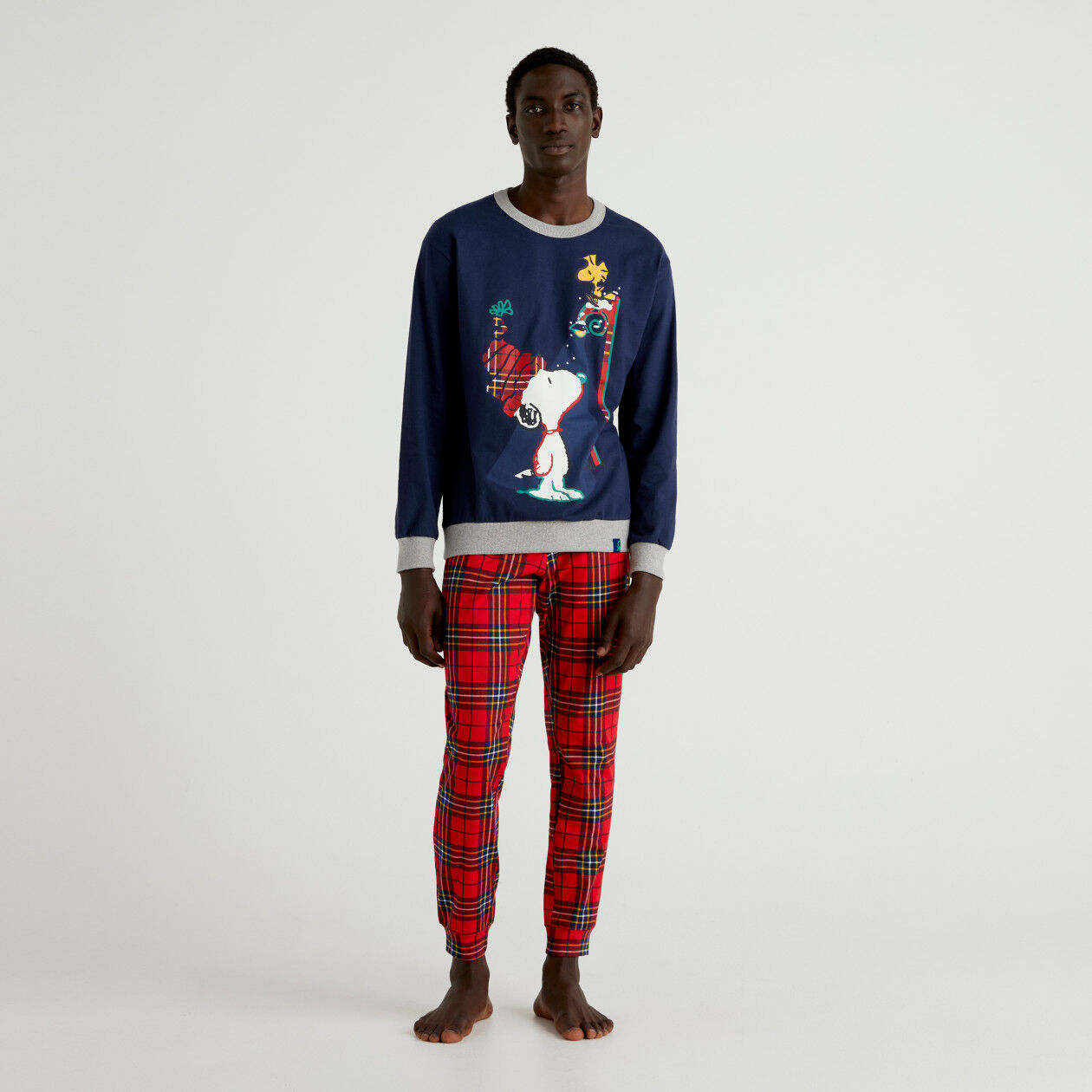 Mens snoopy sales pyjamas