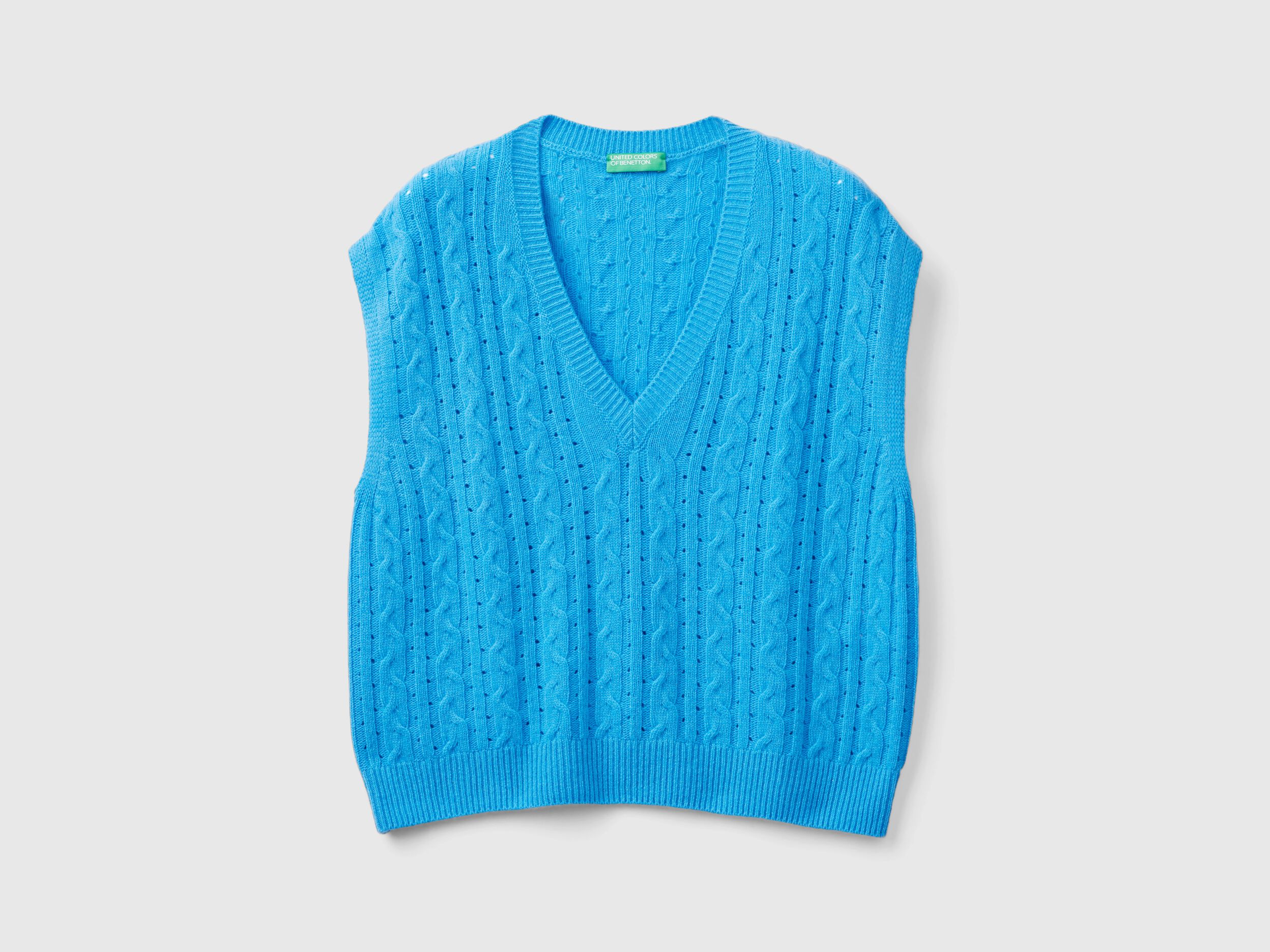 Boxy fit vest with cable knit and perforations - Light Blue | Benetton