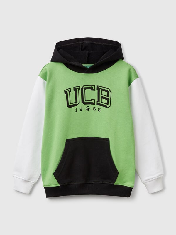 Sudadera con estampado y capucha  Niño