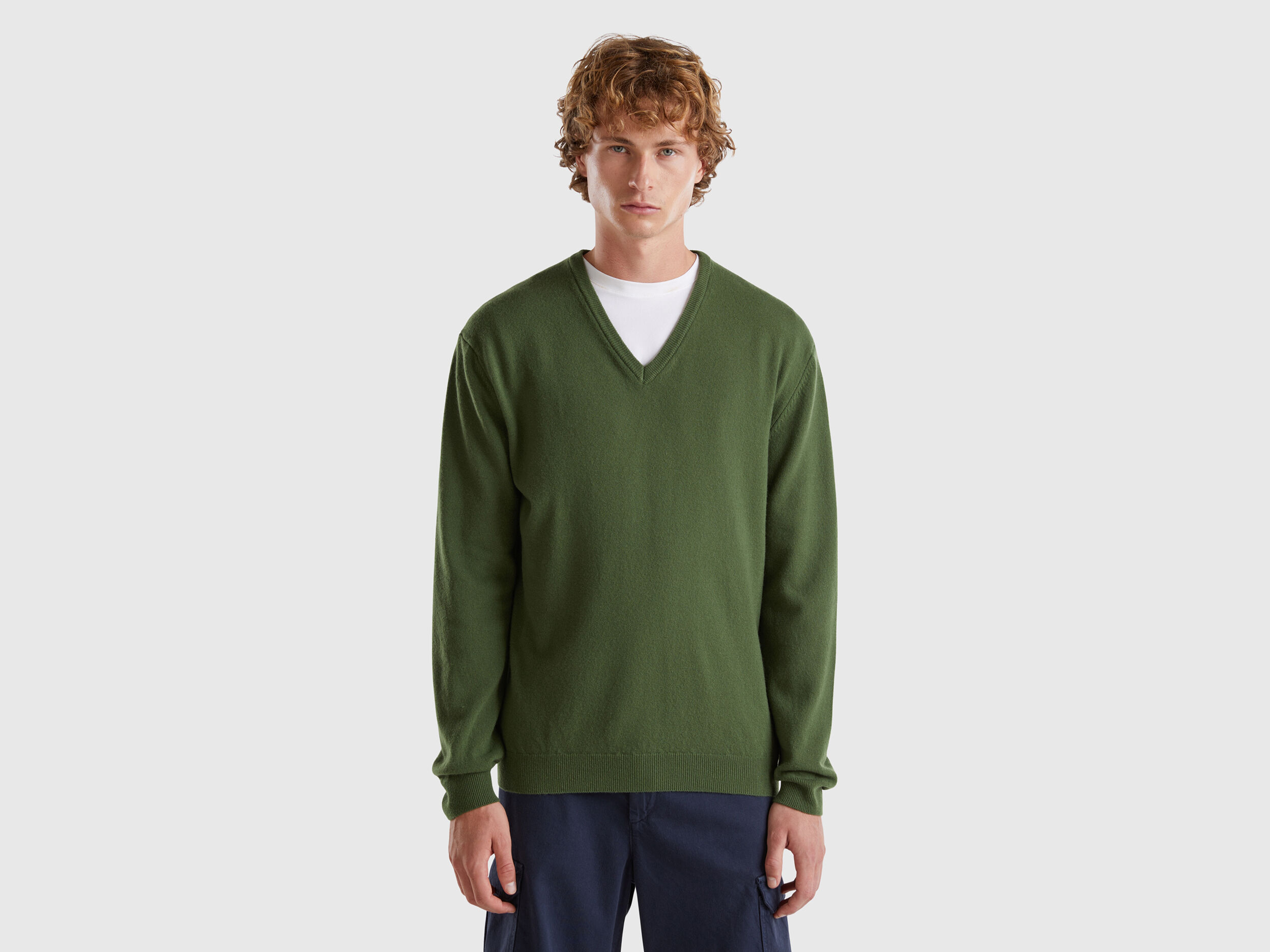 Olive green V-neck sweater in pure Merino wool - Olive Green Olive green V-neck sweater in pure Merino wool - Olive Green
