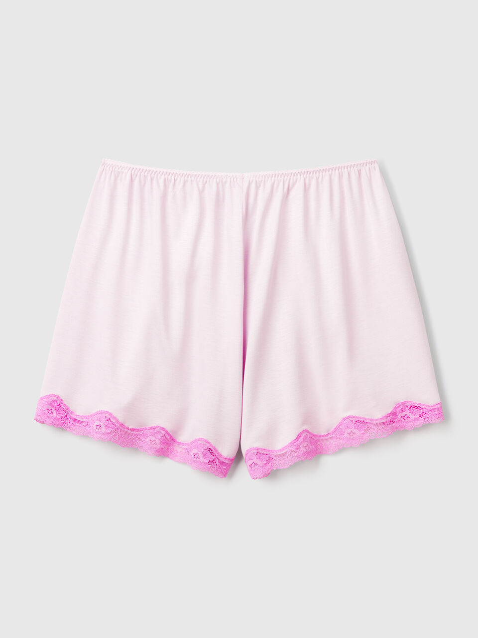 SHORTS Women image number 2