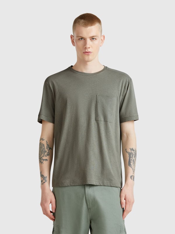 Linen blend t-shirt with pocket Men