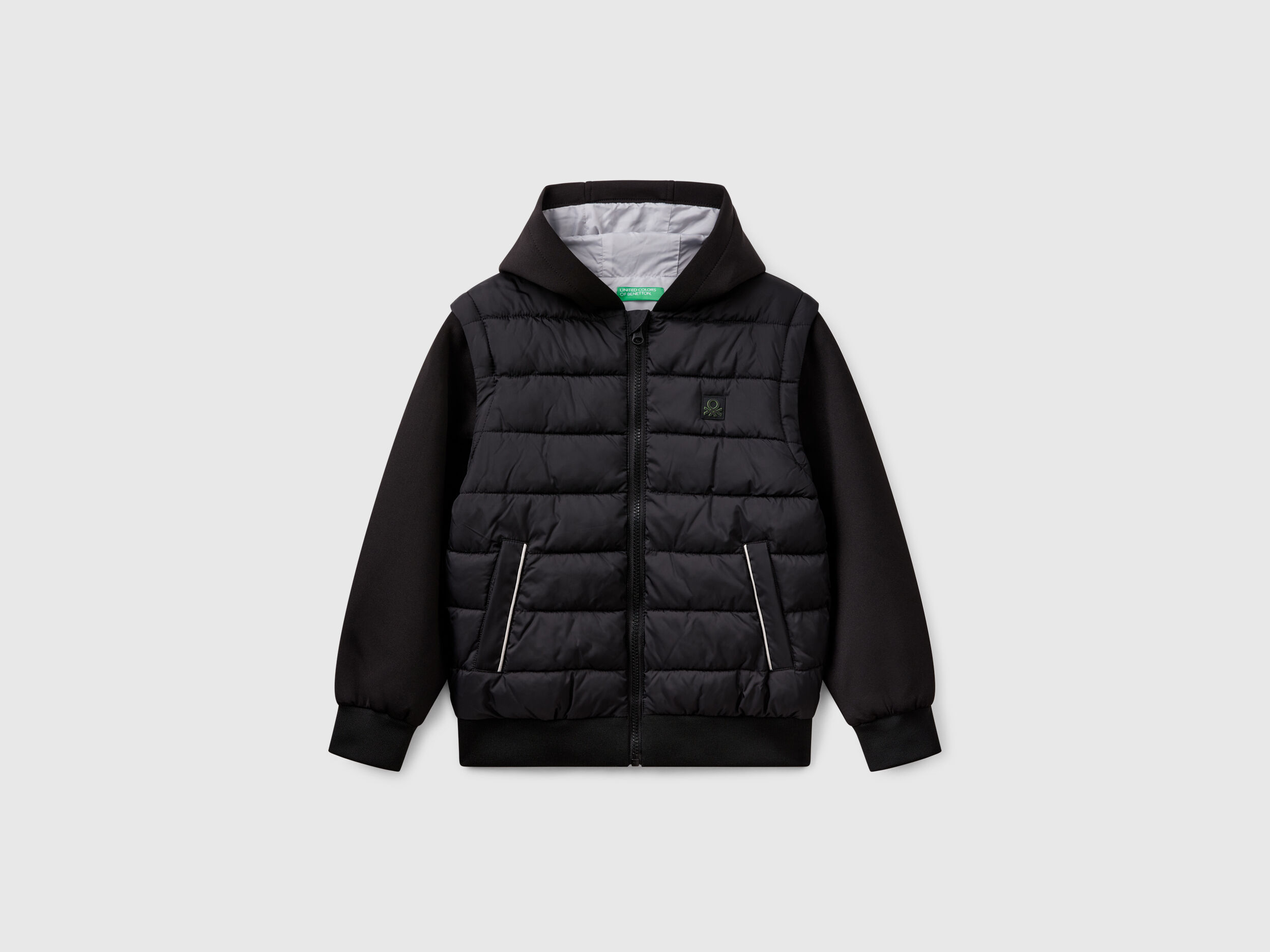 BLACKBLONDのBBD Empty Sprayed Logo Padding Jacket 全2色 02_25P_2KL9CN064_100_BS.jpg?sw