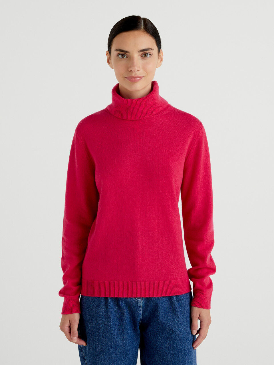 Women's Iconic Cashmere Knitwear Collection 2023 |