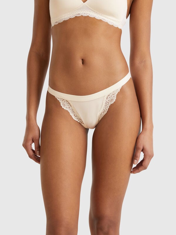 Underwear with lace inserts Women