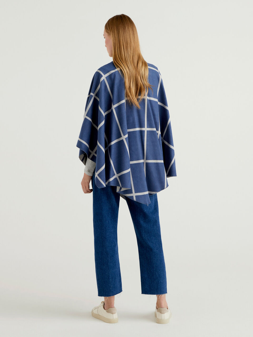 Reversible poncho in viscose blend - Blue