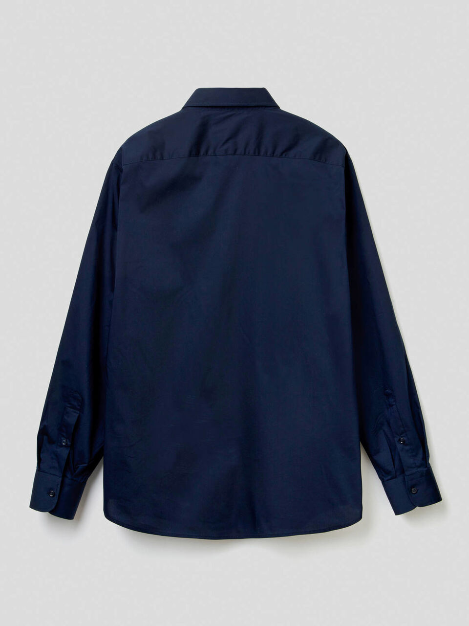 Solid color slim fit shirt image number 2