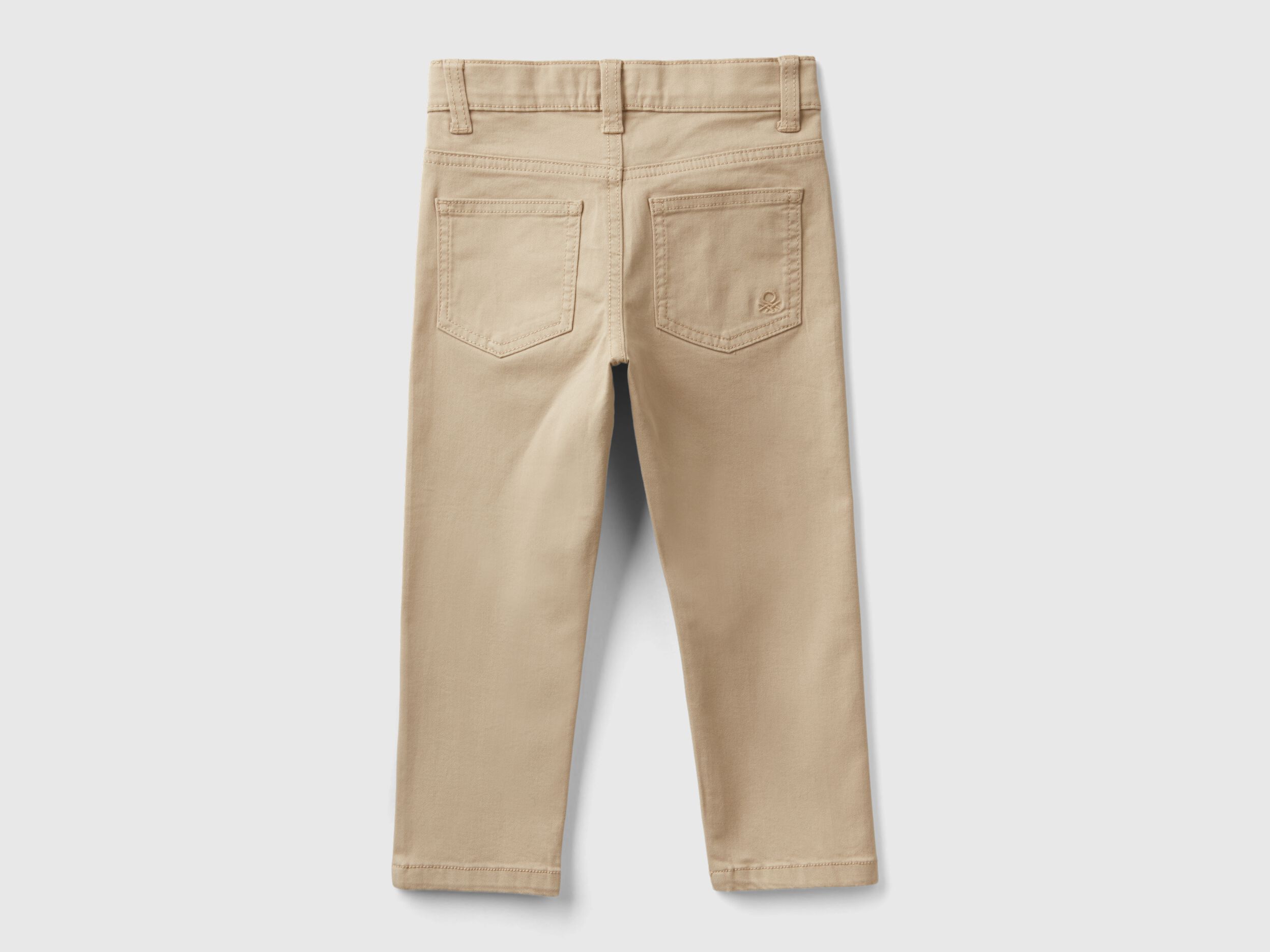 Stretch khaki pants for juniors 2025