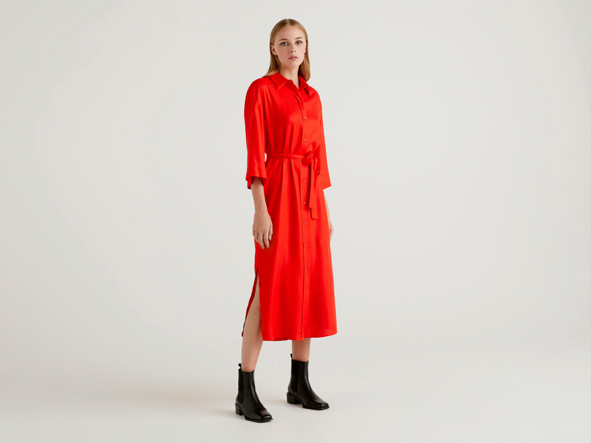 Red shirt shop dress with belt