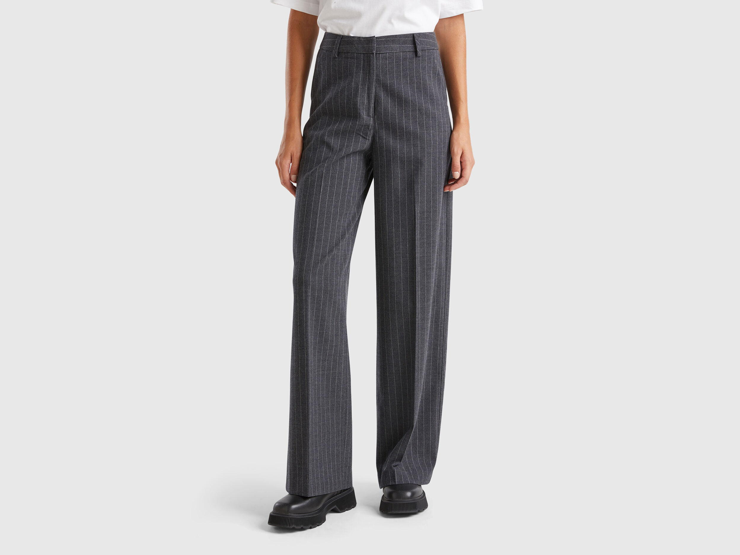 Pinstripe trousers with wide leg - Dark Gray | Benetton
