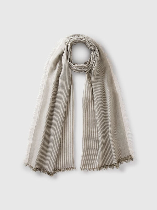 Lightweight striped scarf Men