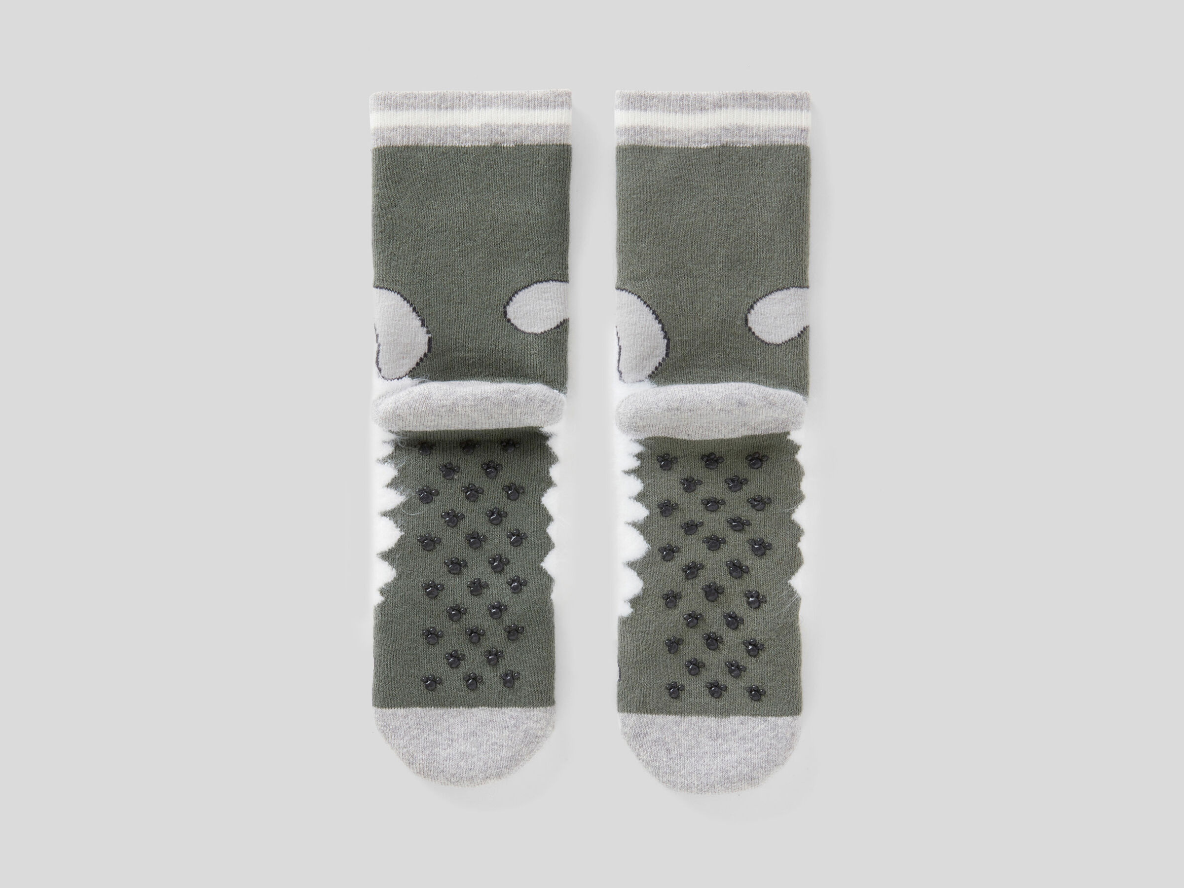 Non-slip socks image number 2