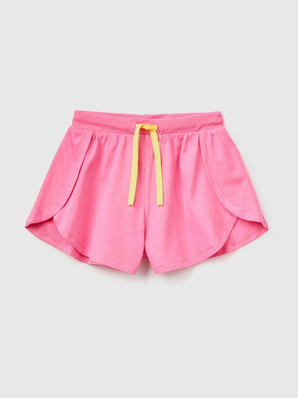 Sporty shorts with slits Junior Girl