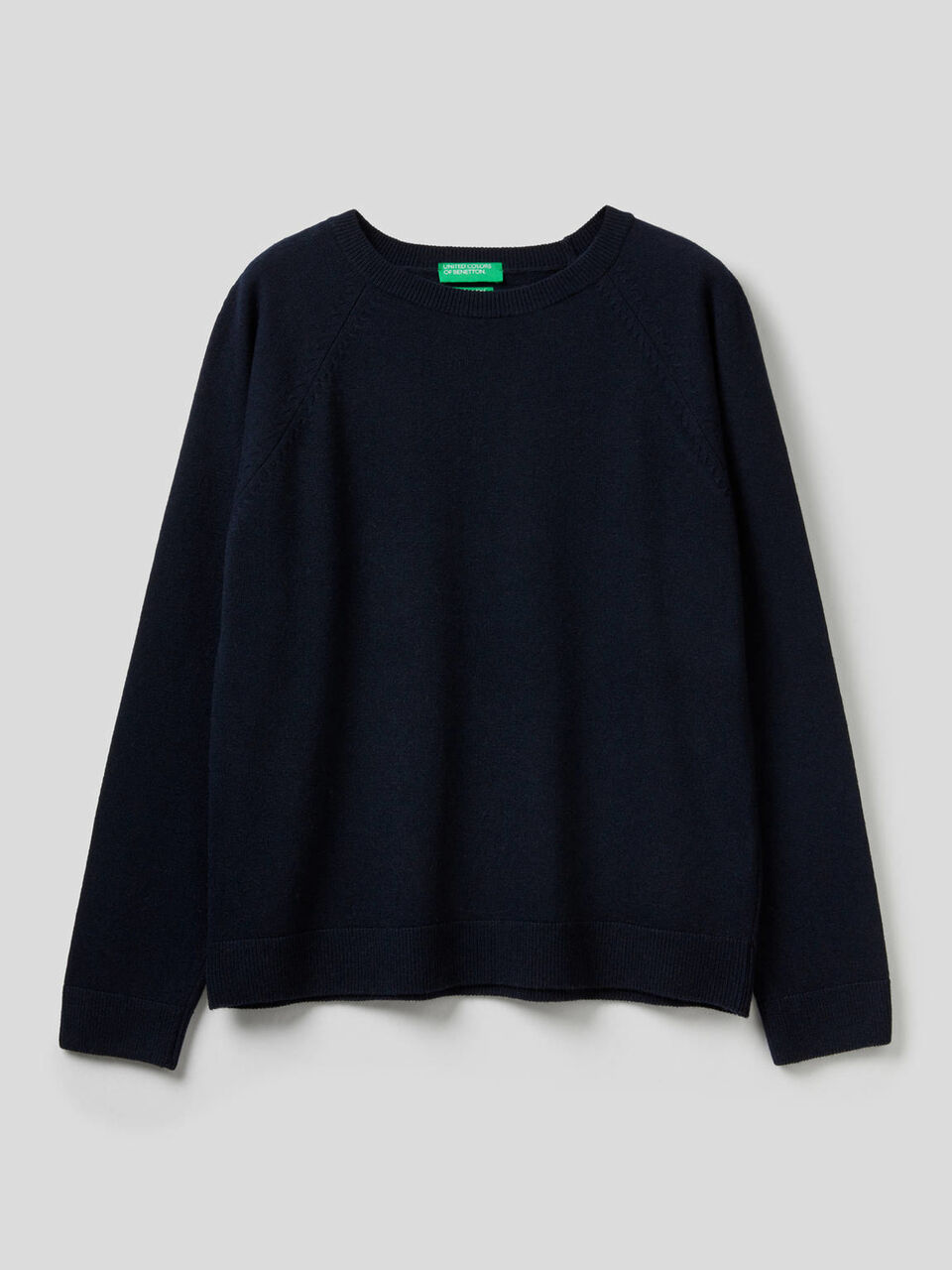 Crew neck sweater in cashmere and wool blend image number 1