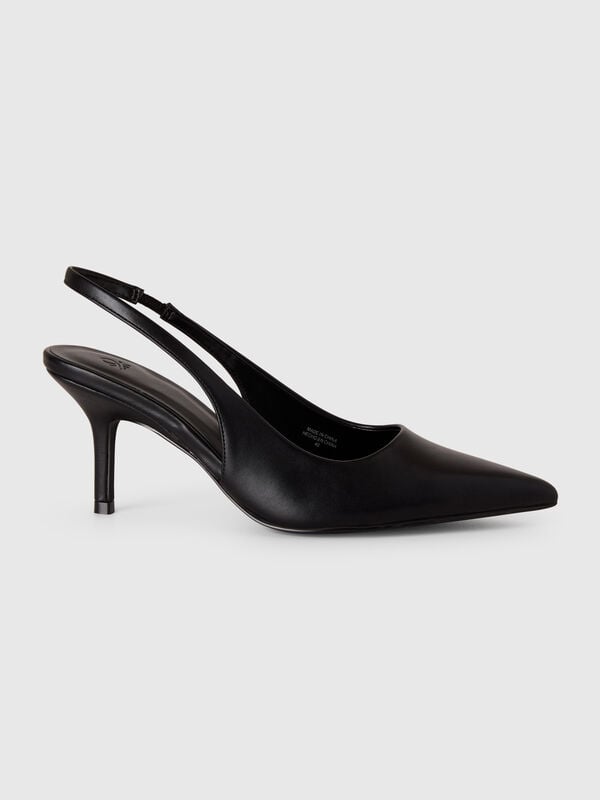Black pumps with heels Women