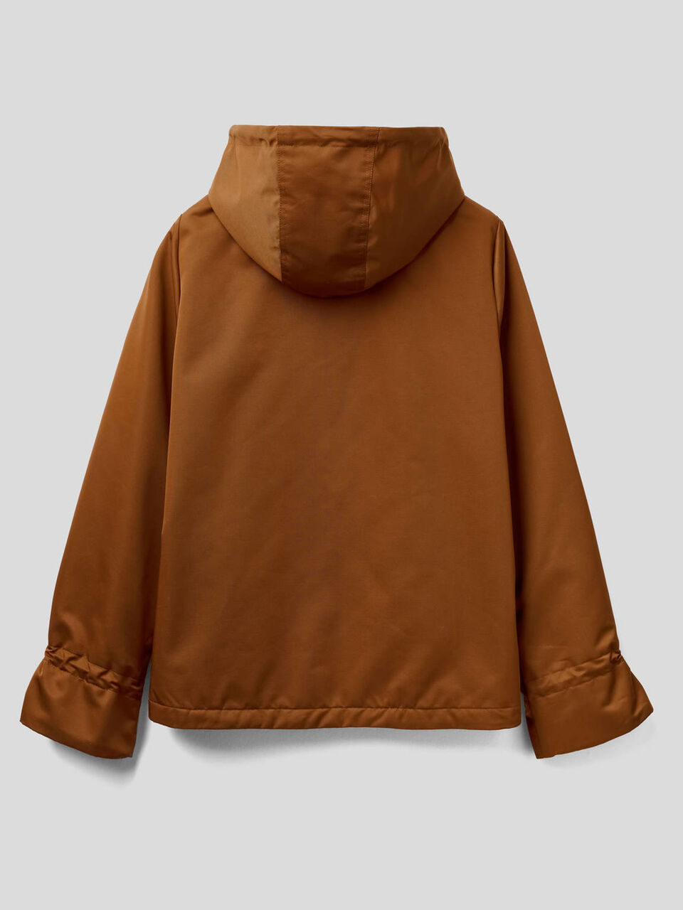 Light jacket with hood image number 2