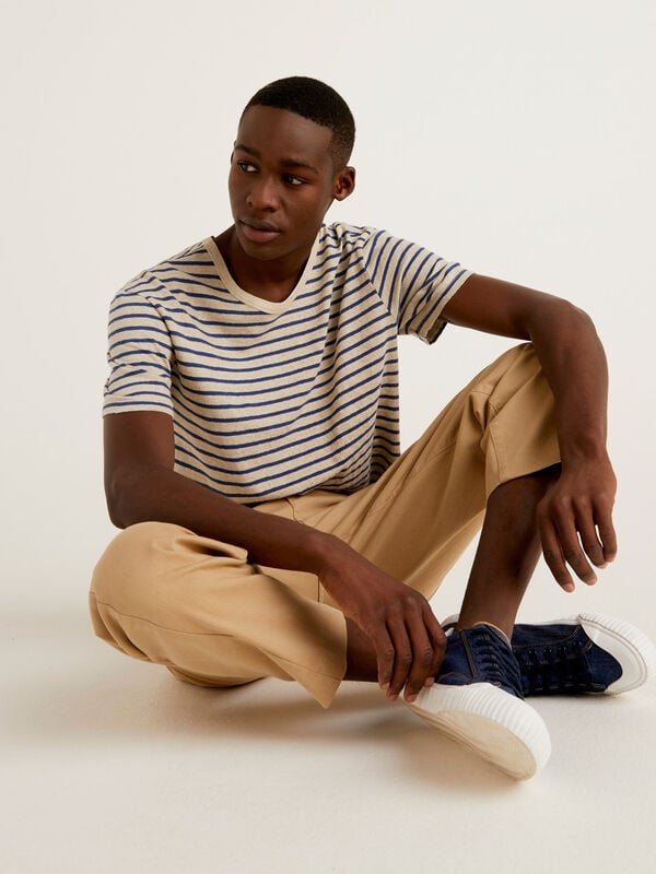 Striped t-shirt in linen and cotton Men