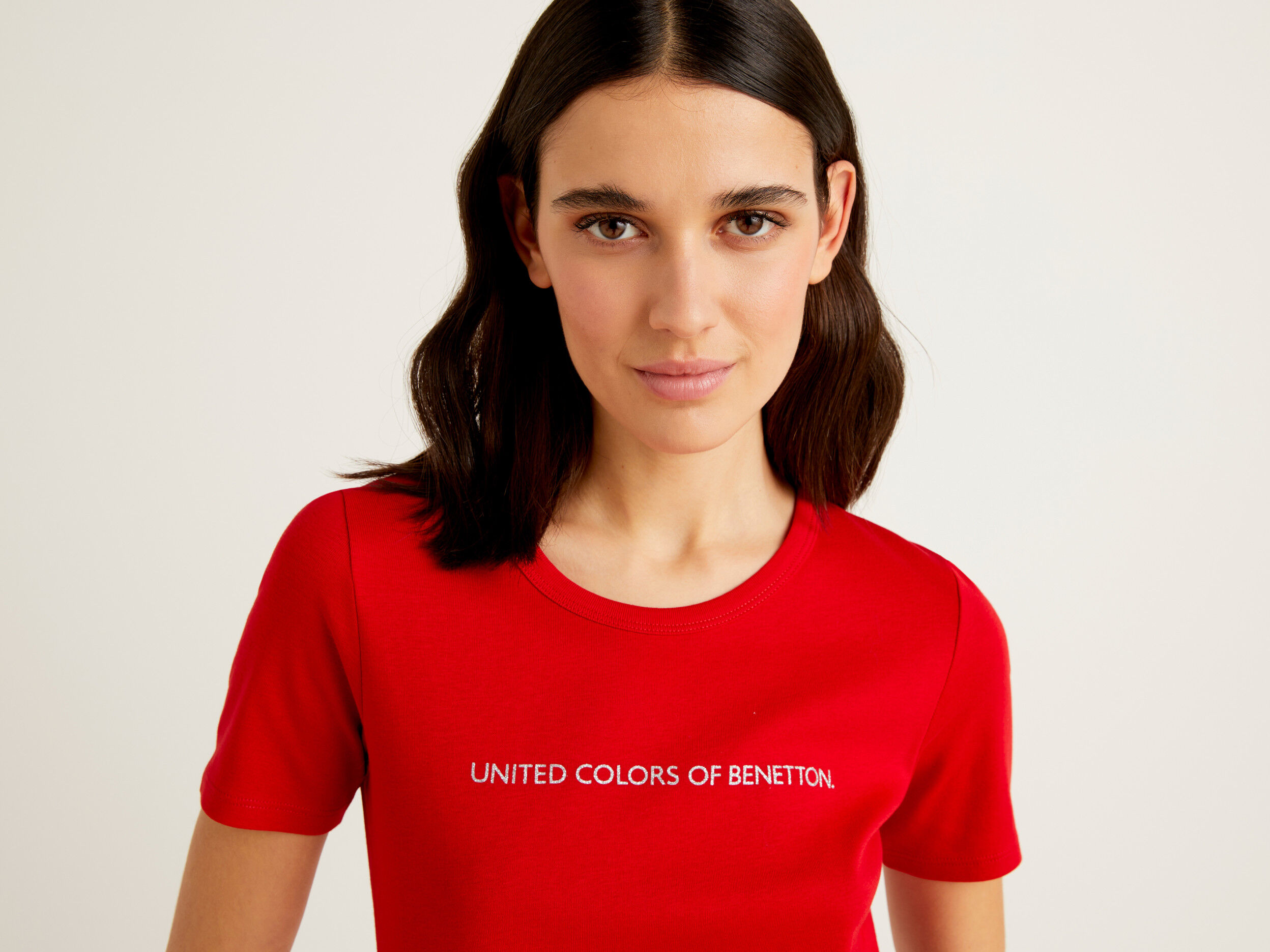 T-shirt in 100% cotton with glitter print logo - Red | Benetton