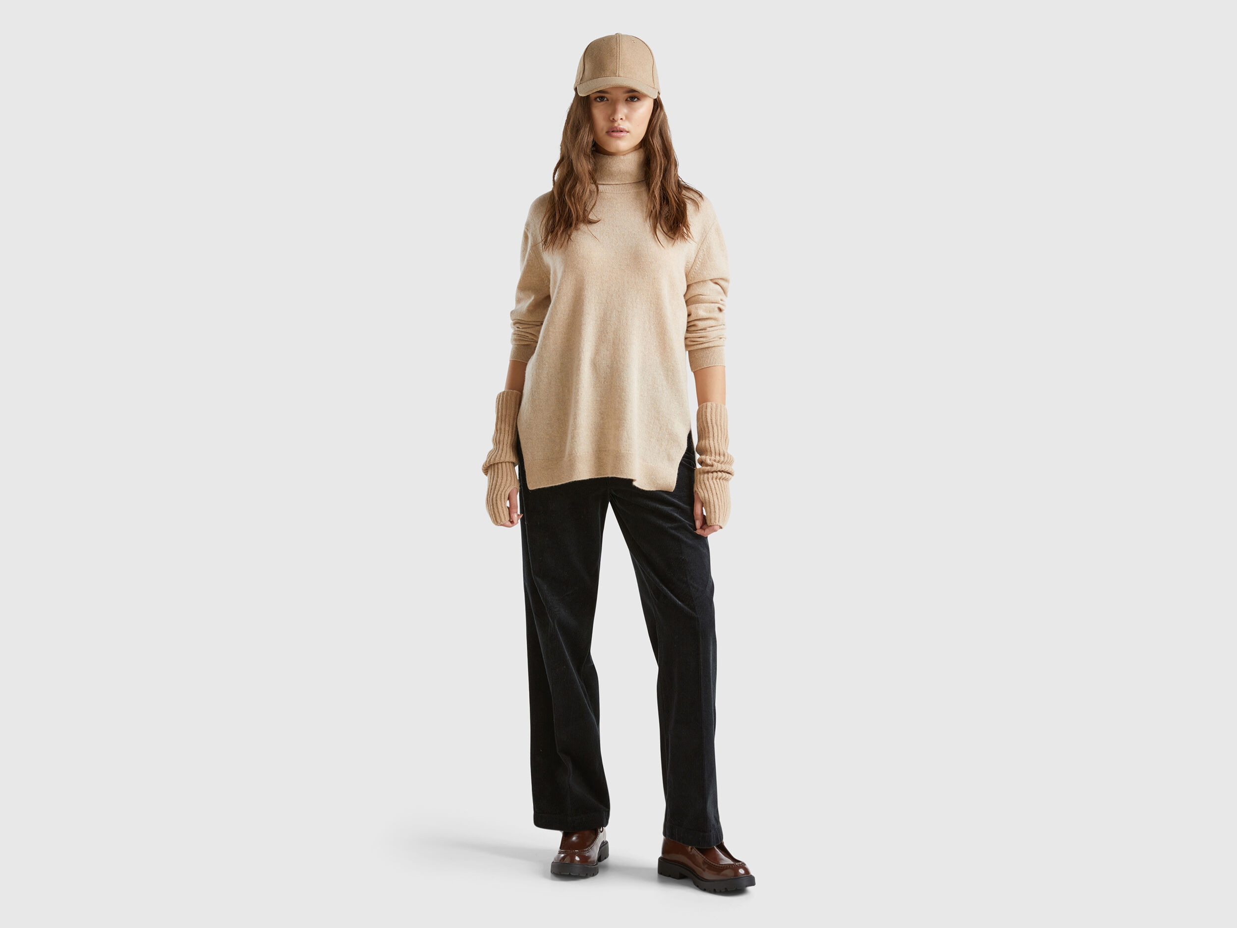 Womens Turtleneck Sweaters 2024 Oversized Fall Long Sleeve Cable Knit  Sweater Pullover Tops Beige at Amazon Women's Clothing store