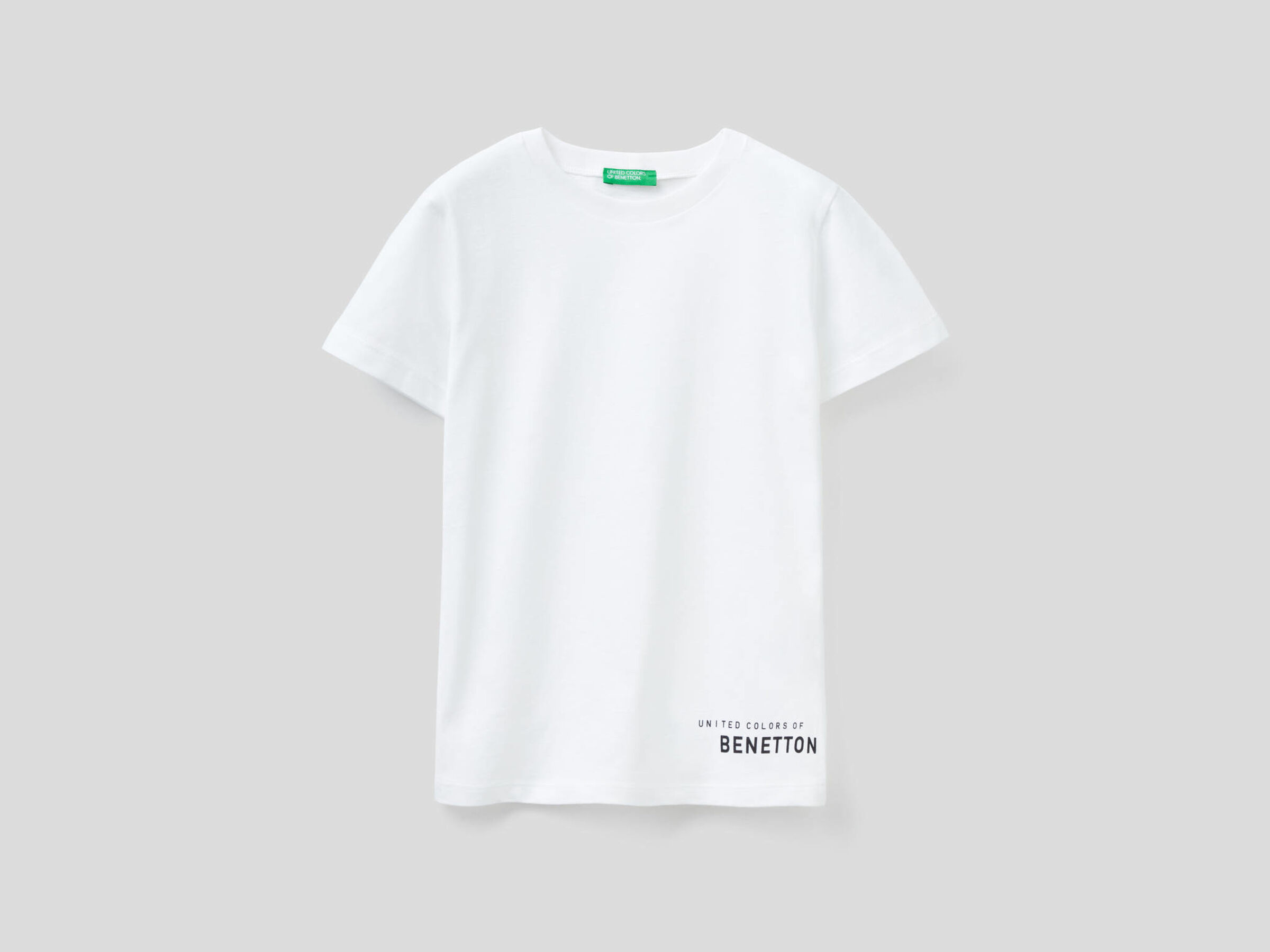 Basic t-shirt in organic cotton. image number null