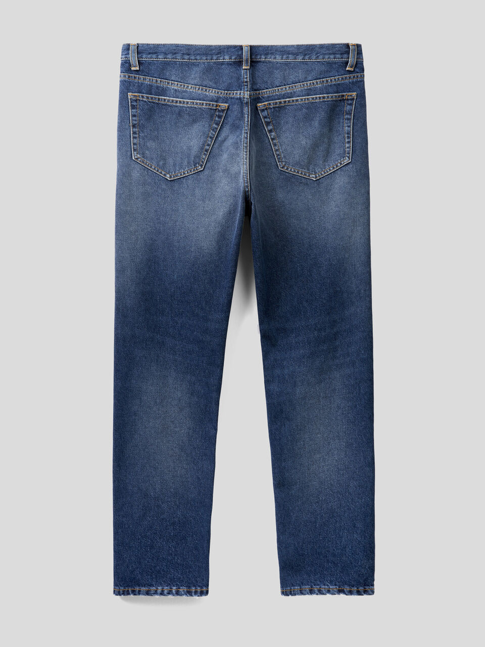 Vaqueros regular fit de algodón orgánico image number 2
