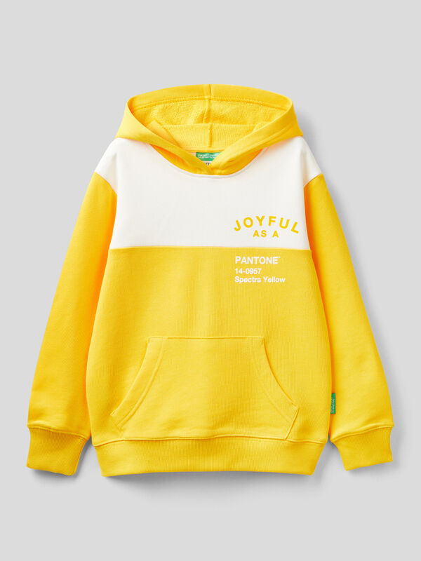 BenettonxPantone™ yellow hoodie Junior Boy