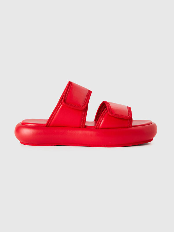 Red slippers with double band Women