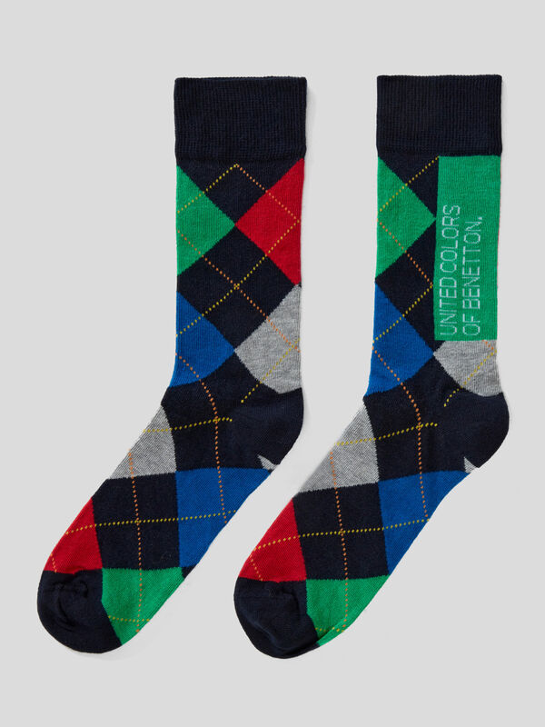 3/4 patterned socks