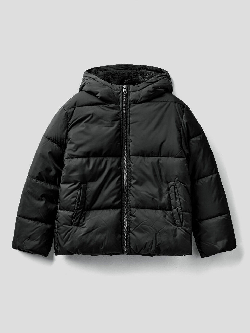 Junior Girls' Light and Padded Jackets Collection 2023 | Benetton
