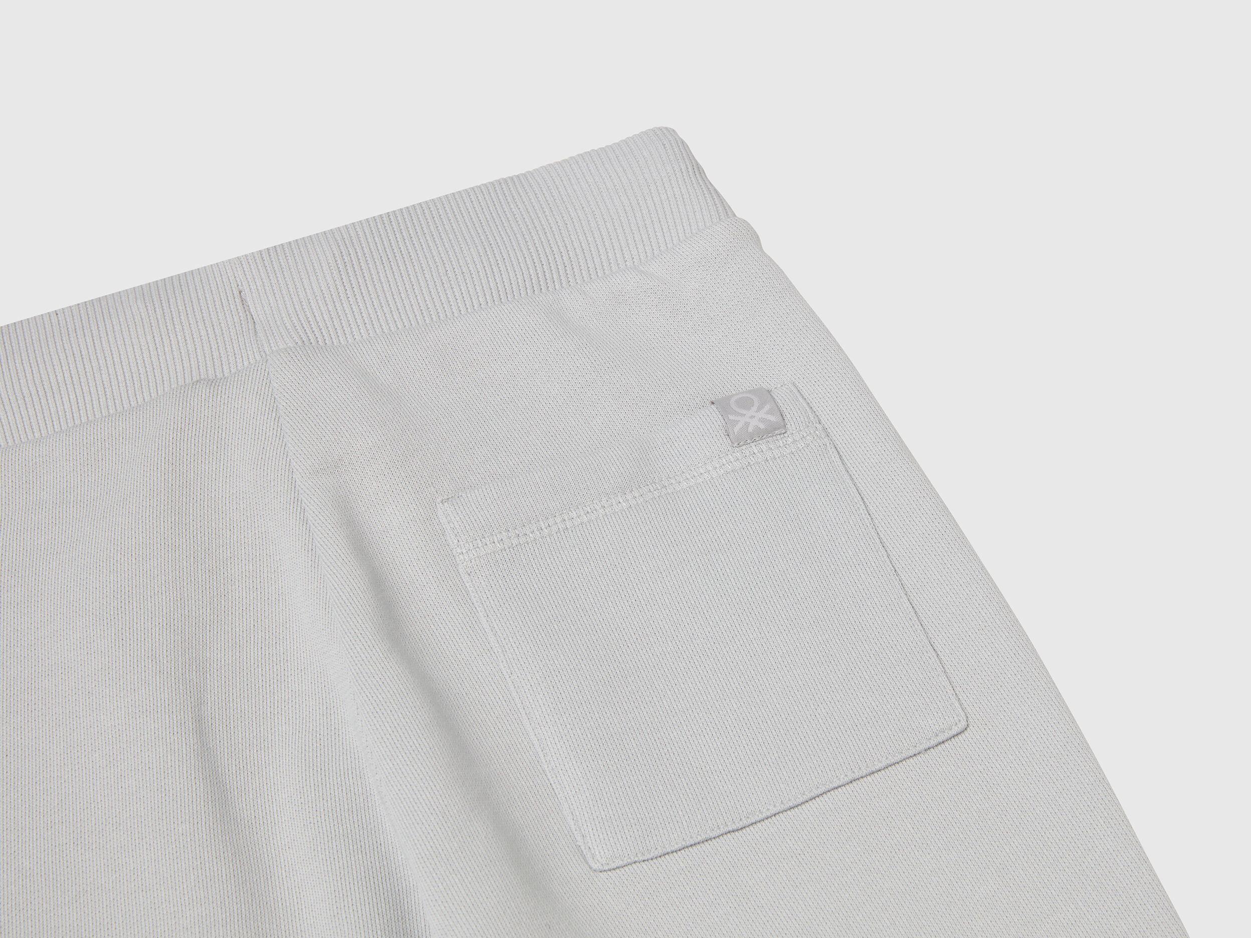 【OVERDUEFLAIR】cotton sher pants_white Sporty trousers with drawstring - Gray | Benetton