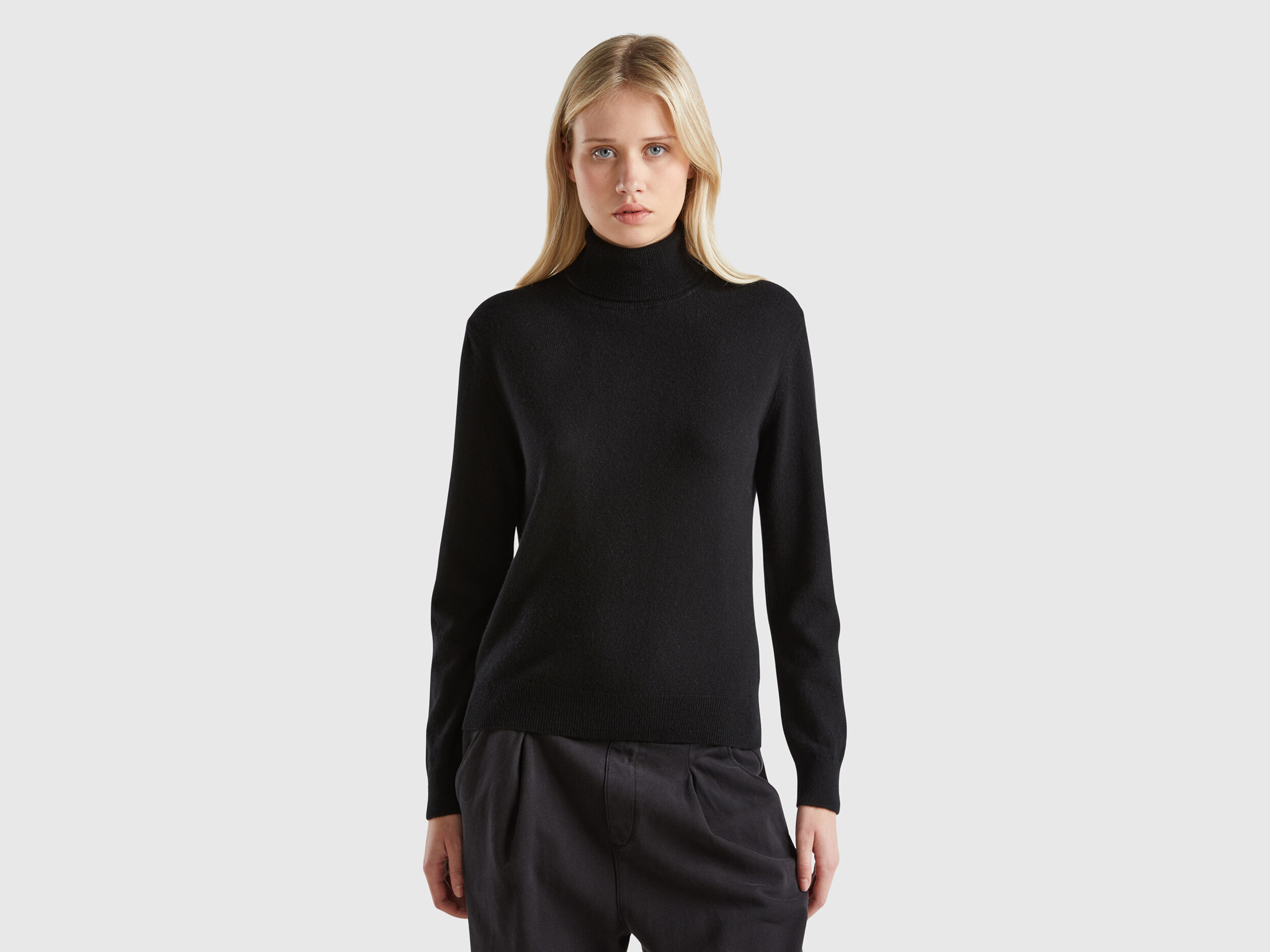 Black high neck sweater women's outlet
