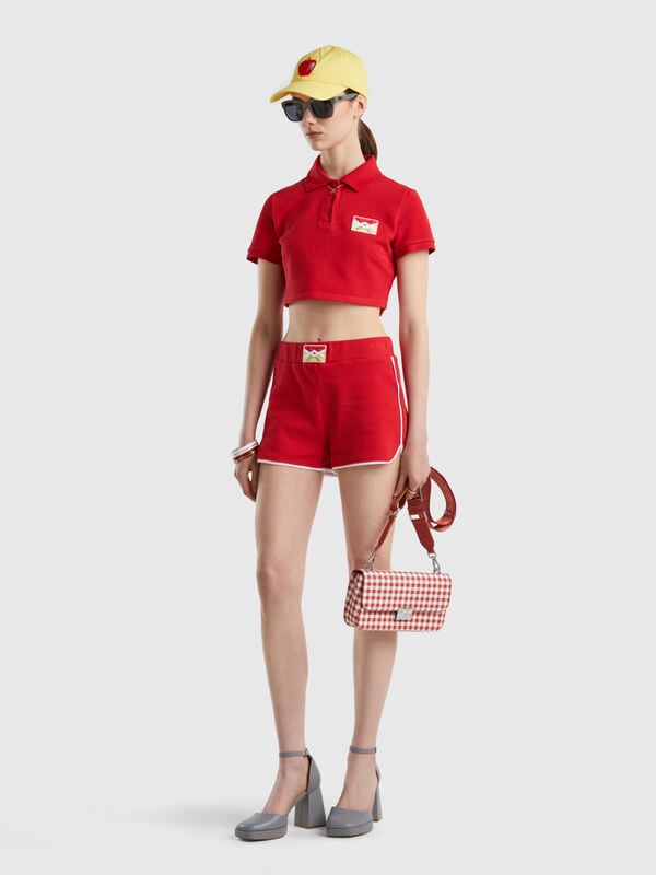 Cropped red polo with logo patch Women