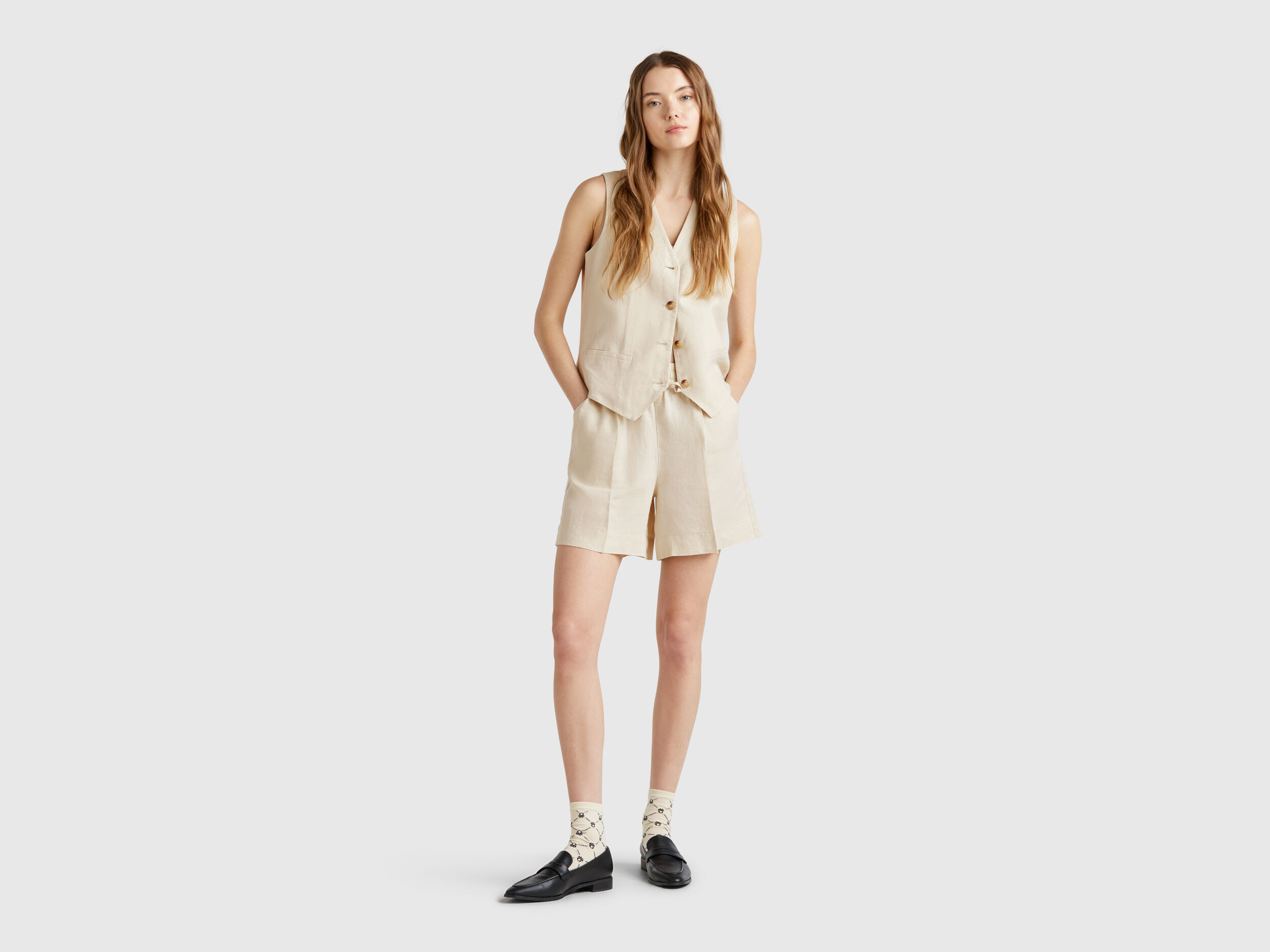 Pure linen vest - Beige | Benetton