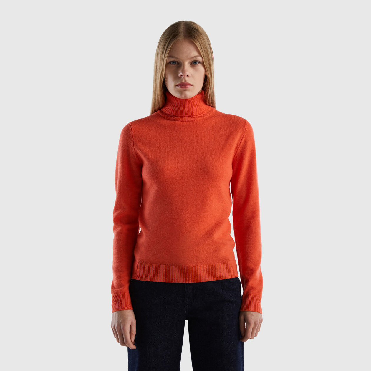 Coral turtleneck in pure Merino wool Coral Benetton