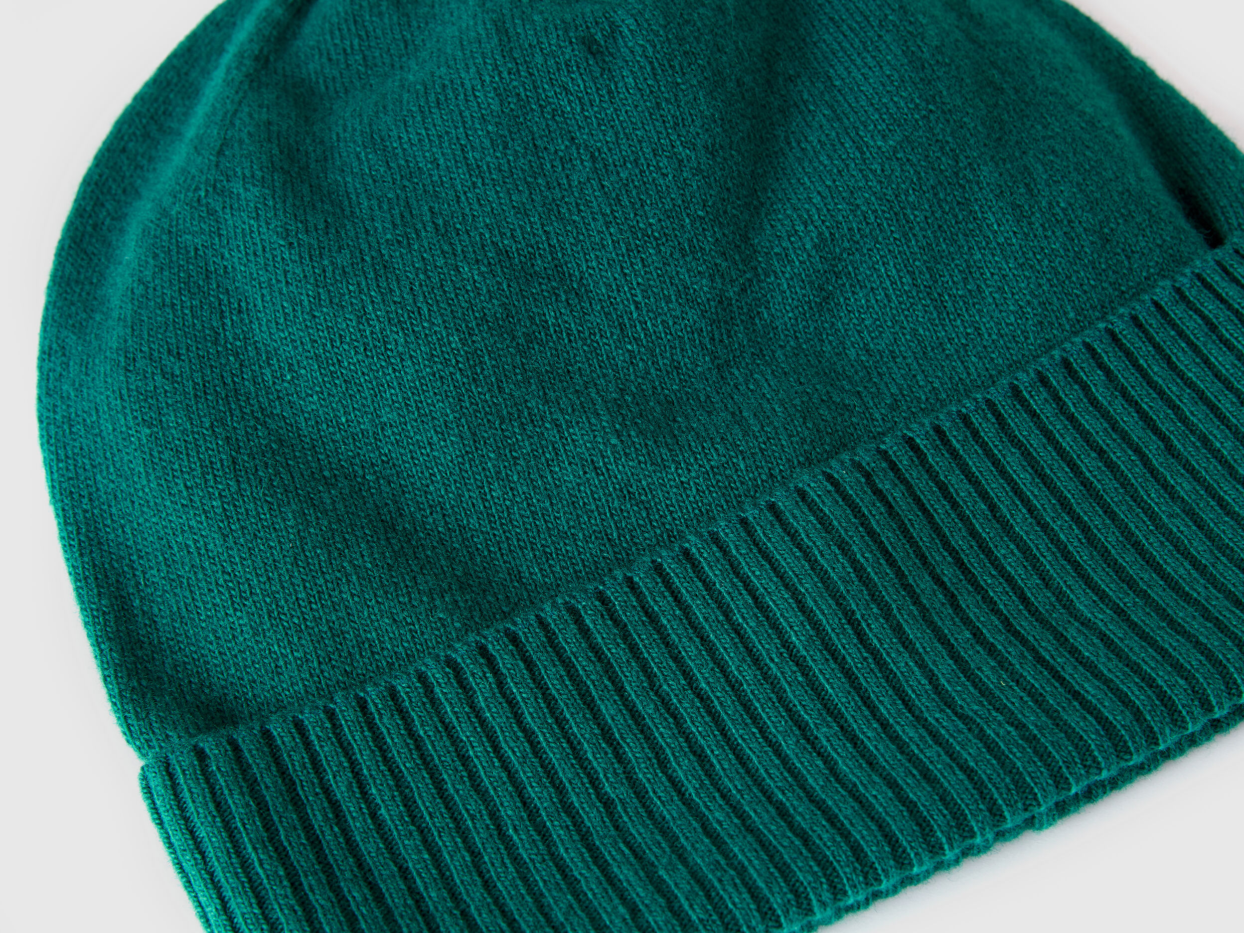 Hat in pure Merino wool - Dark Green | Benetton