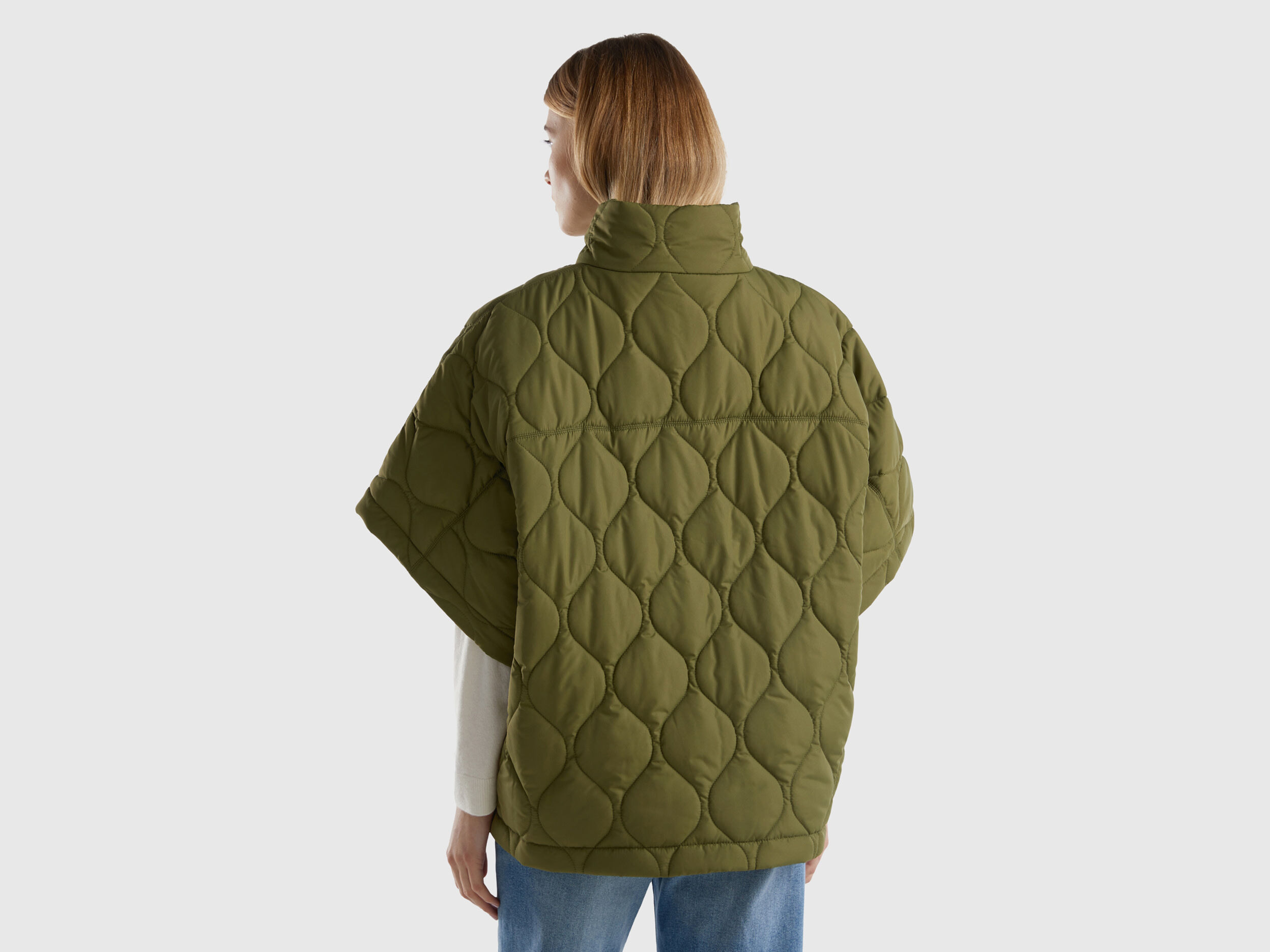 Quilted cape with lightweight padding - Military Green Quilted cape with lightweight padding - Military Green