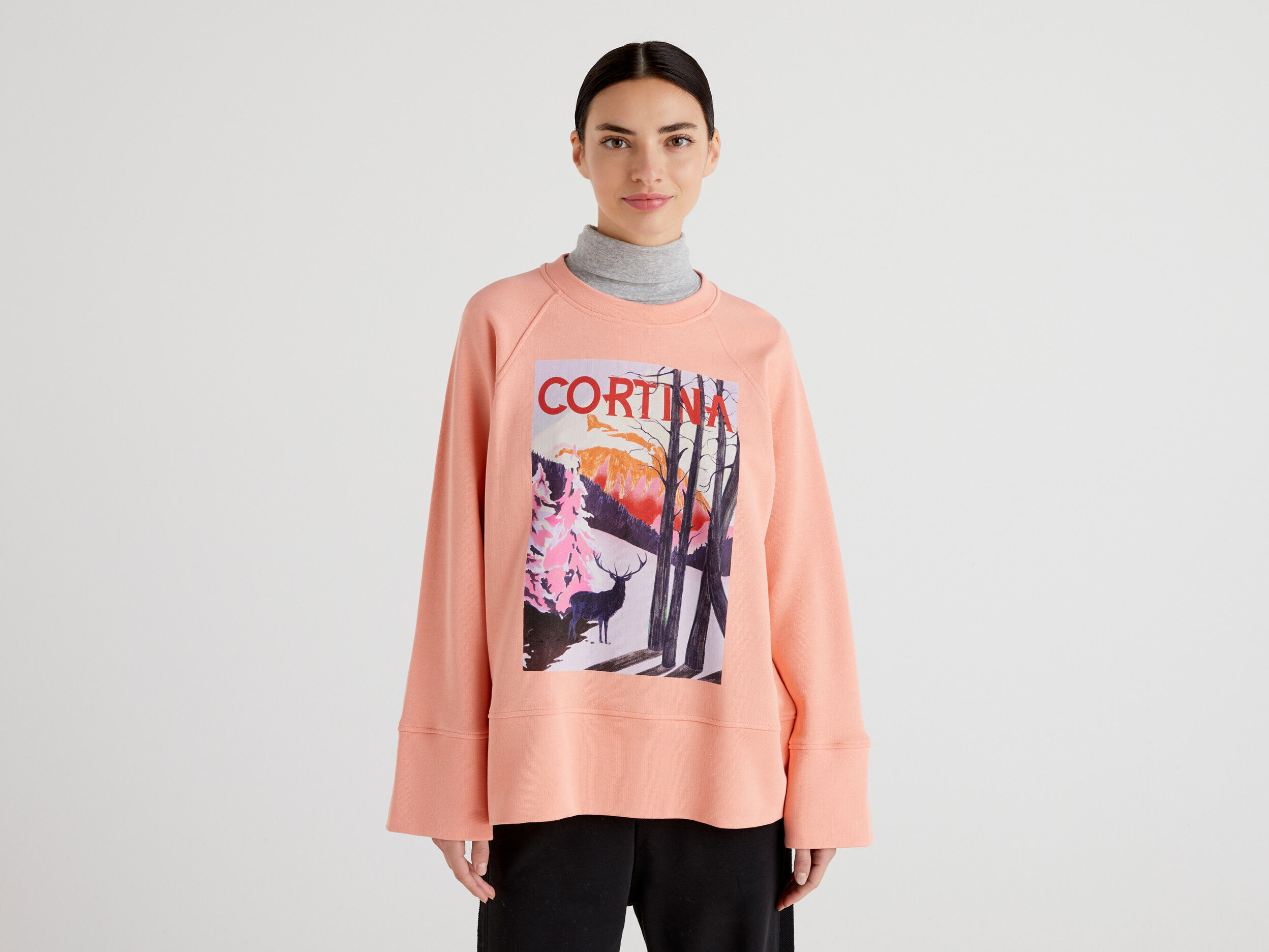 Women's winter best sale scene sweatshirts