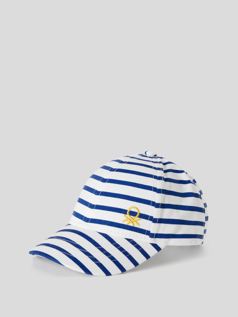 Hat in cotton image number 1