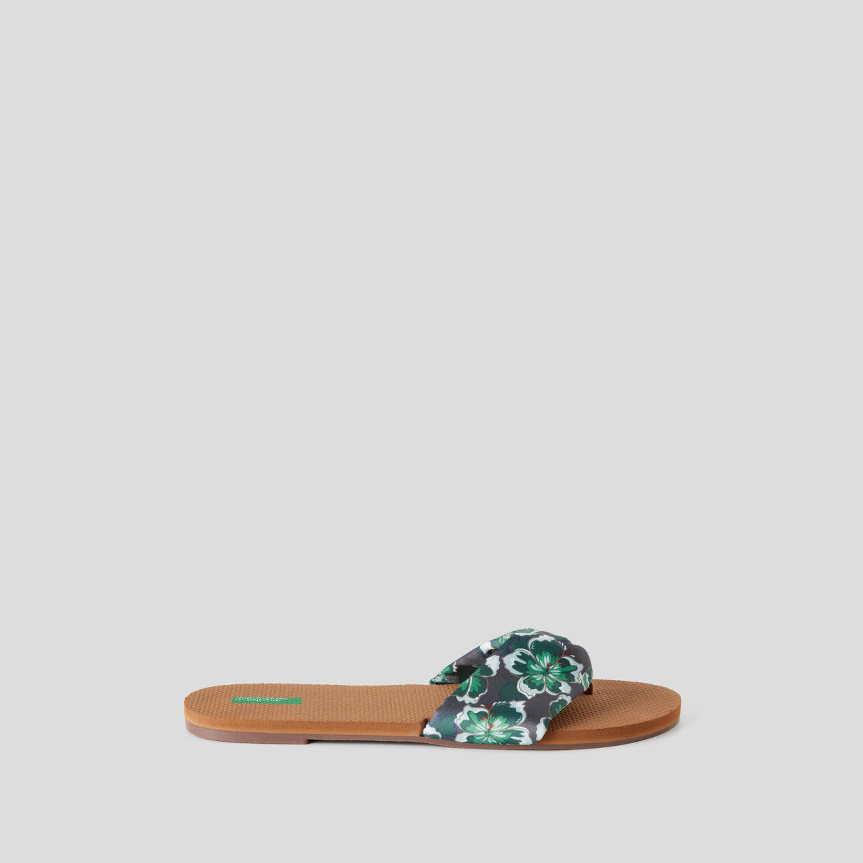 Flip flops with fabric straps new arrivals