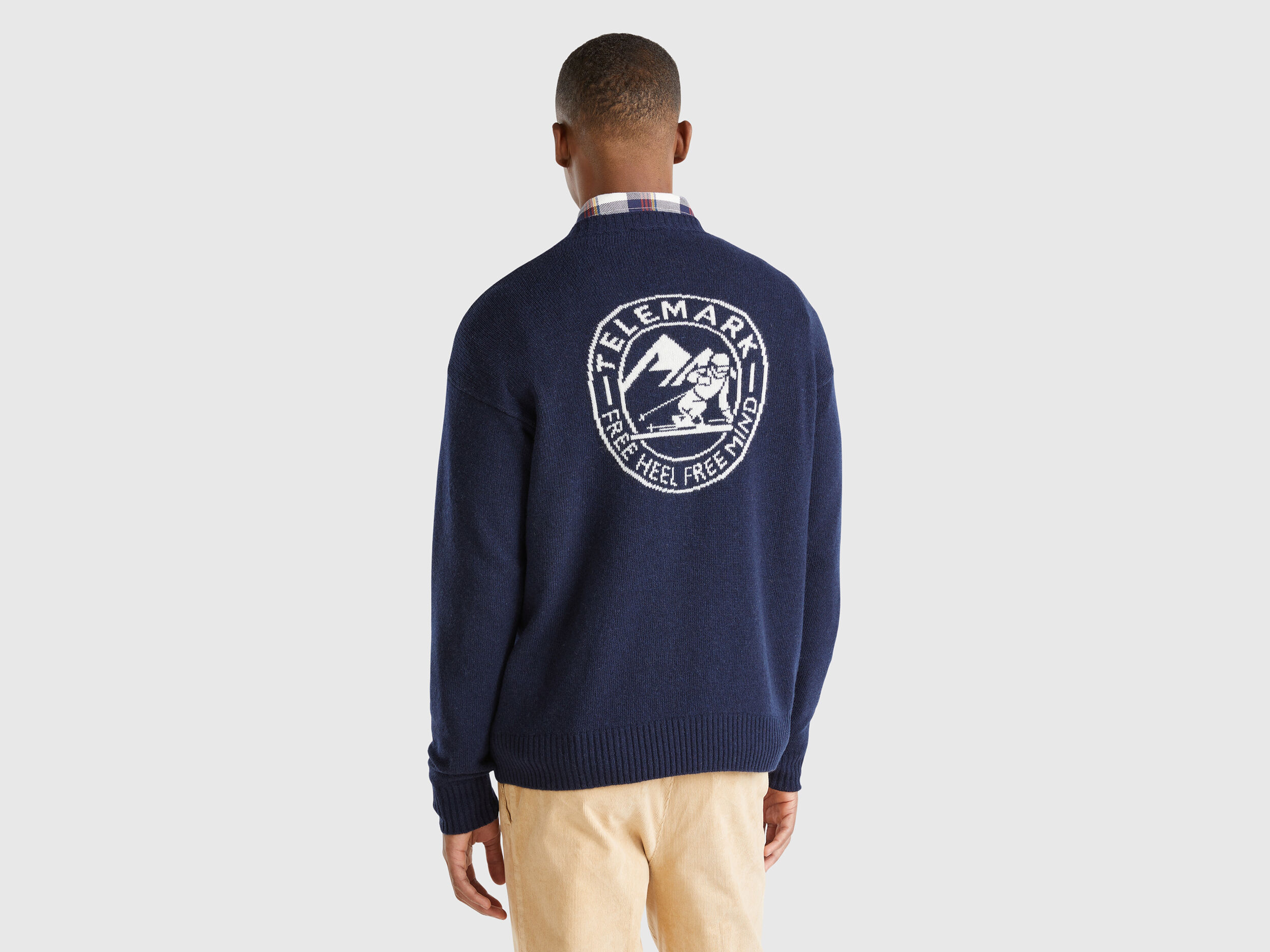 Wool blend sweater with ski graphic - Dark Blue | Benetton