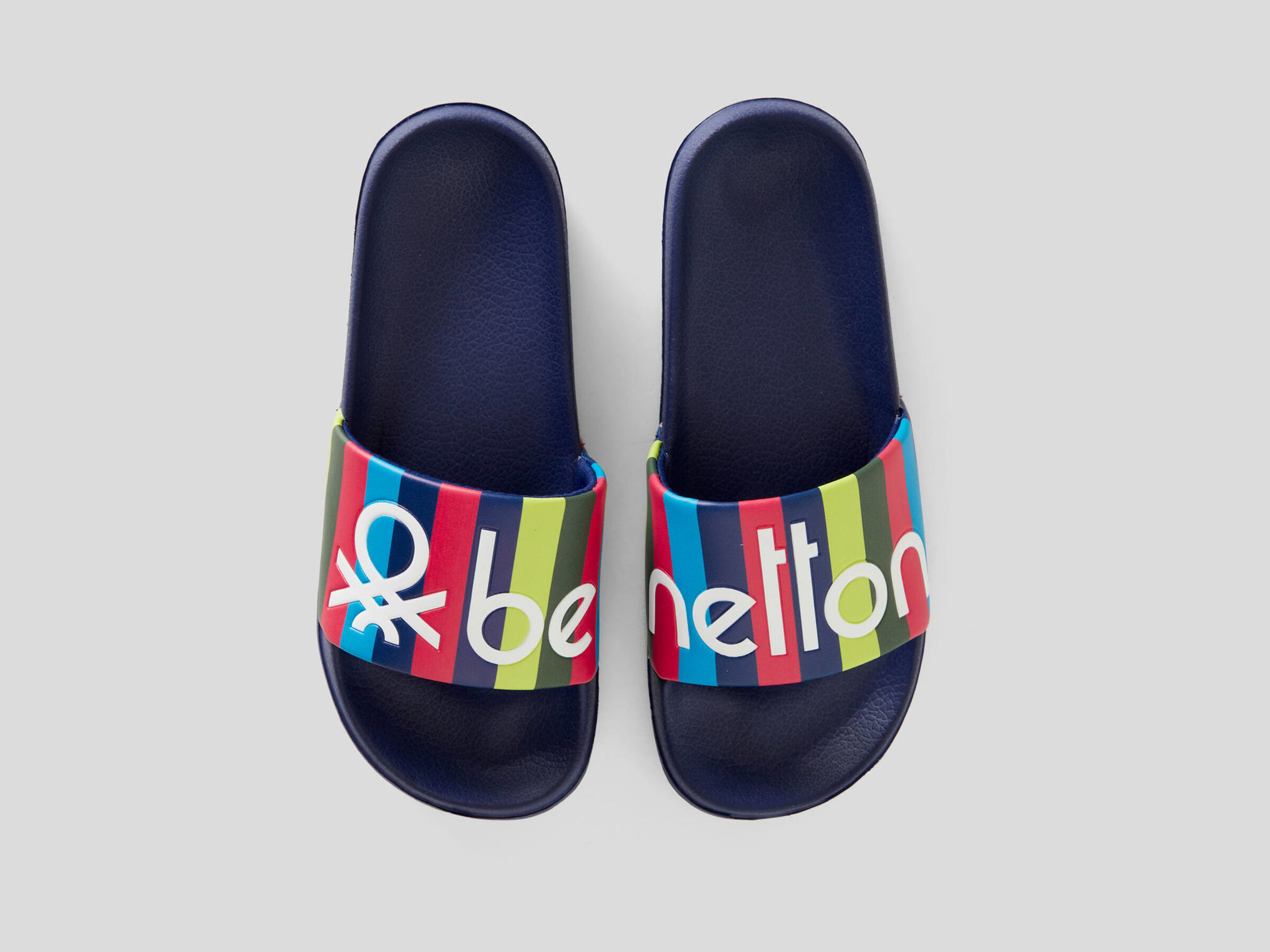 Patterned slippers image number null