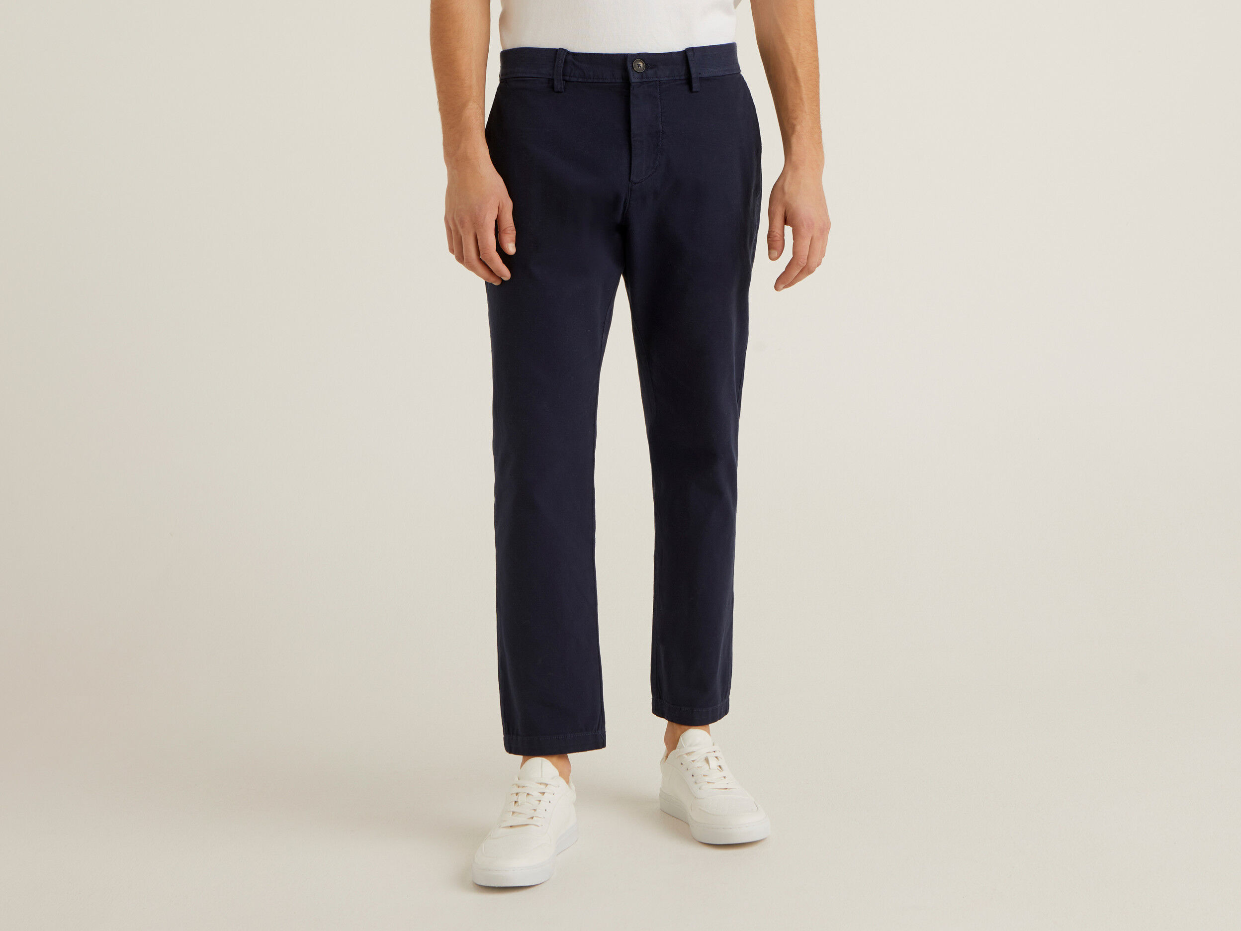 Elastic deals waistband chinos